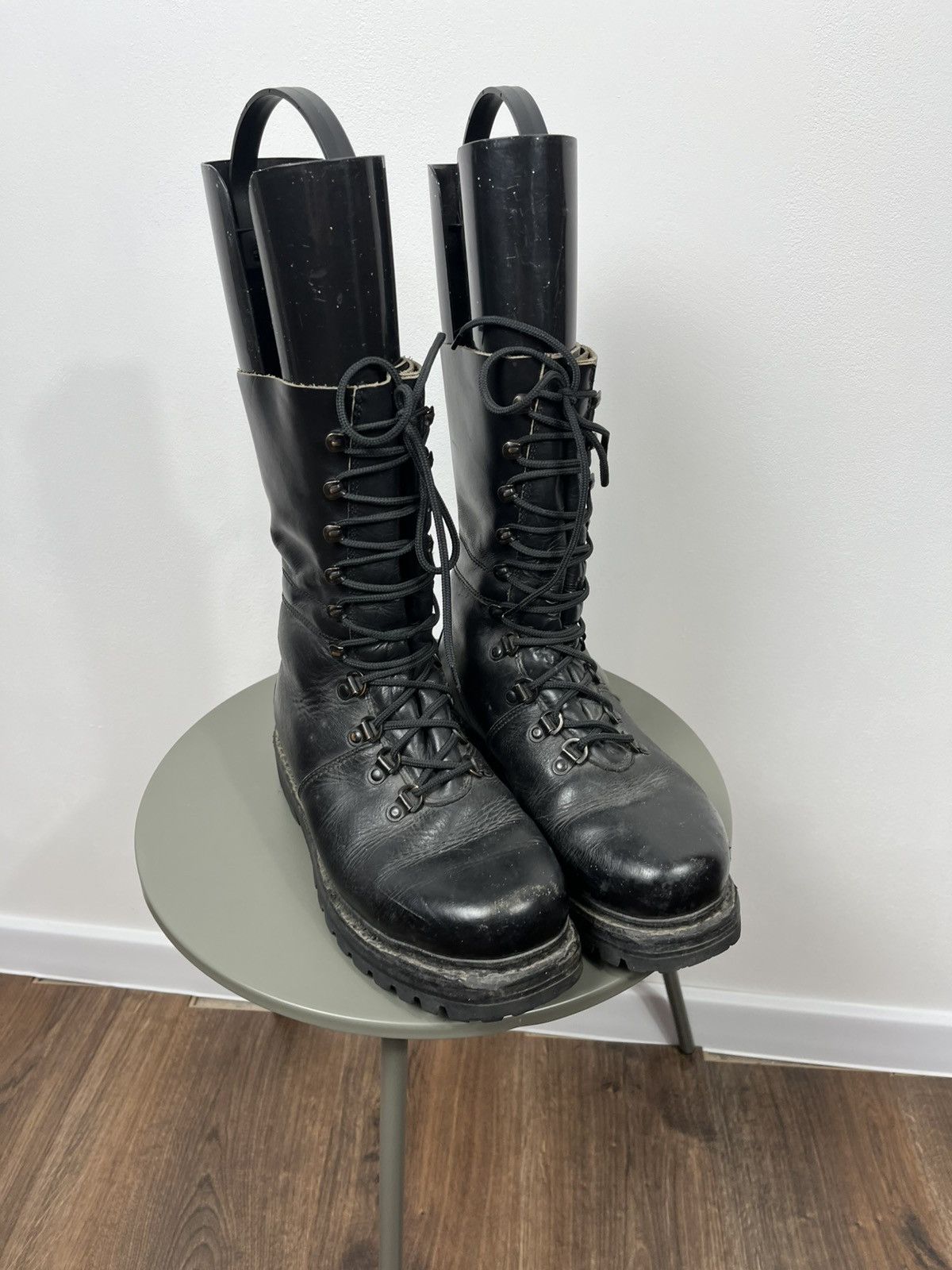 Other Vintage 1982 Military Leather Combat Boots Black Size 42 Size US 9 / EU 42 - 5 Thumbnail
