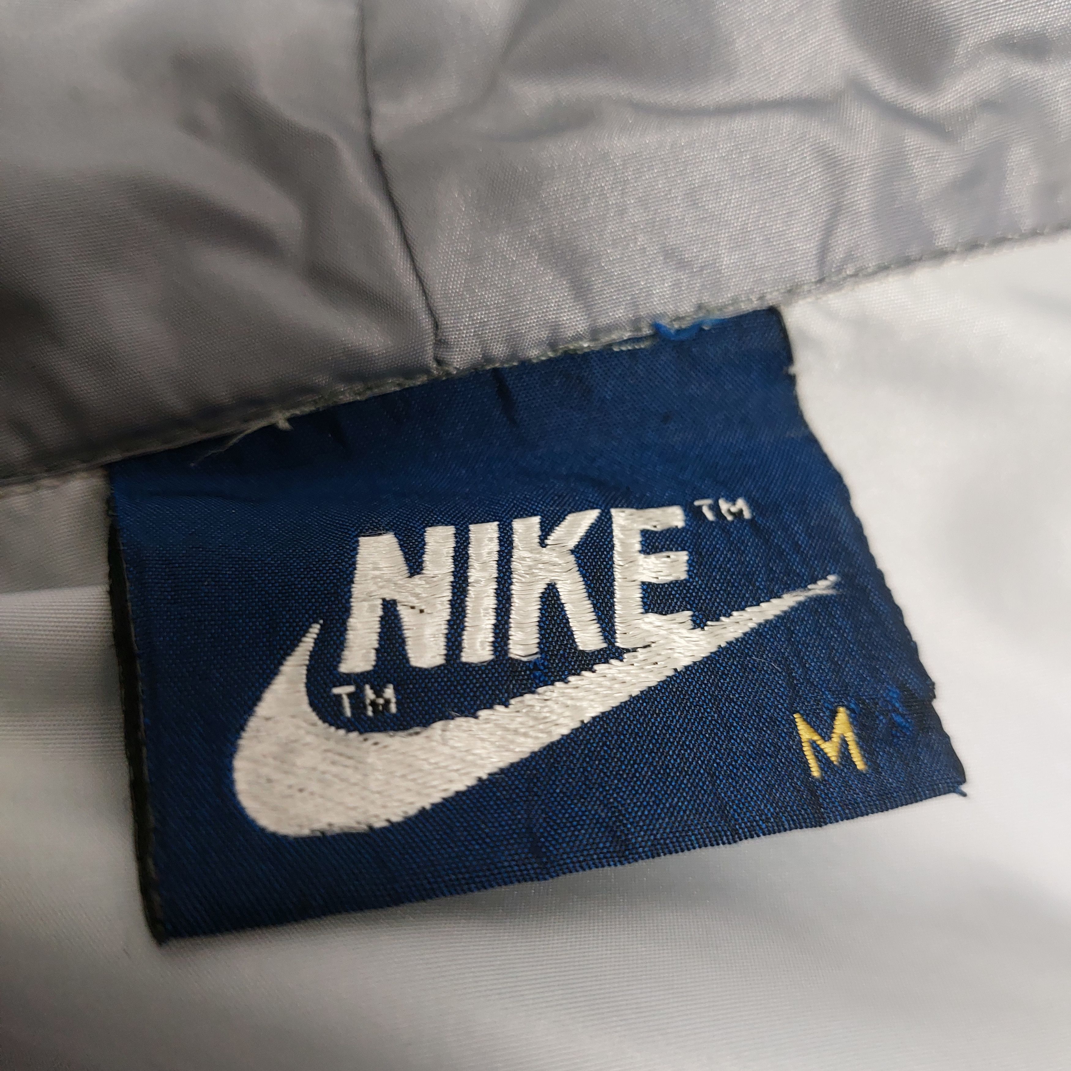 Nike 1980s Nike windbreaker Size US M / EU 48-50 / 2 - 5 Thumbnail