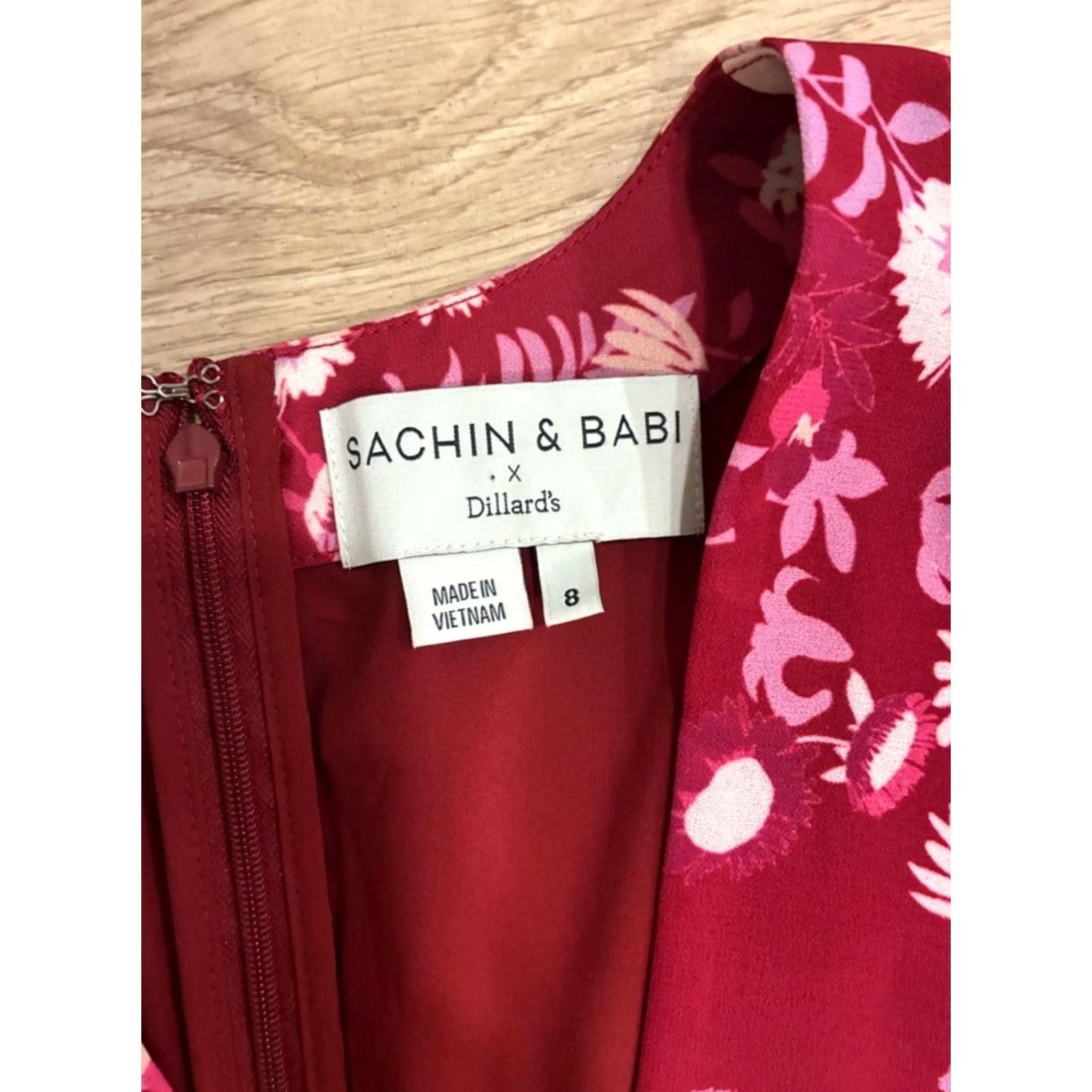 Sachin & Babi NWT Sachin + Babi Erin Pink Puff Sleeve Floral Midi Dress Size 8 Size M / US 6-8 / IT 42-44 - 4 Thumbnail