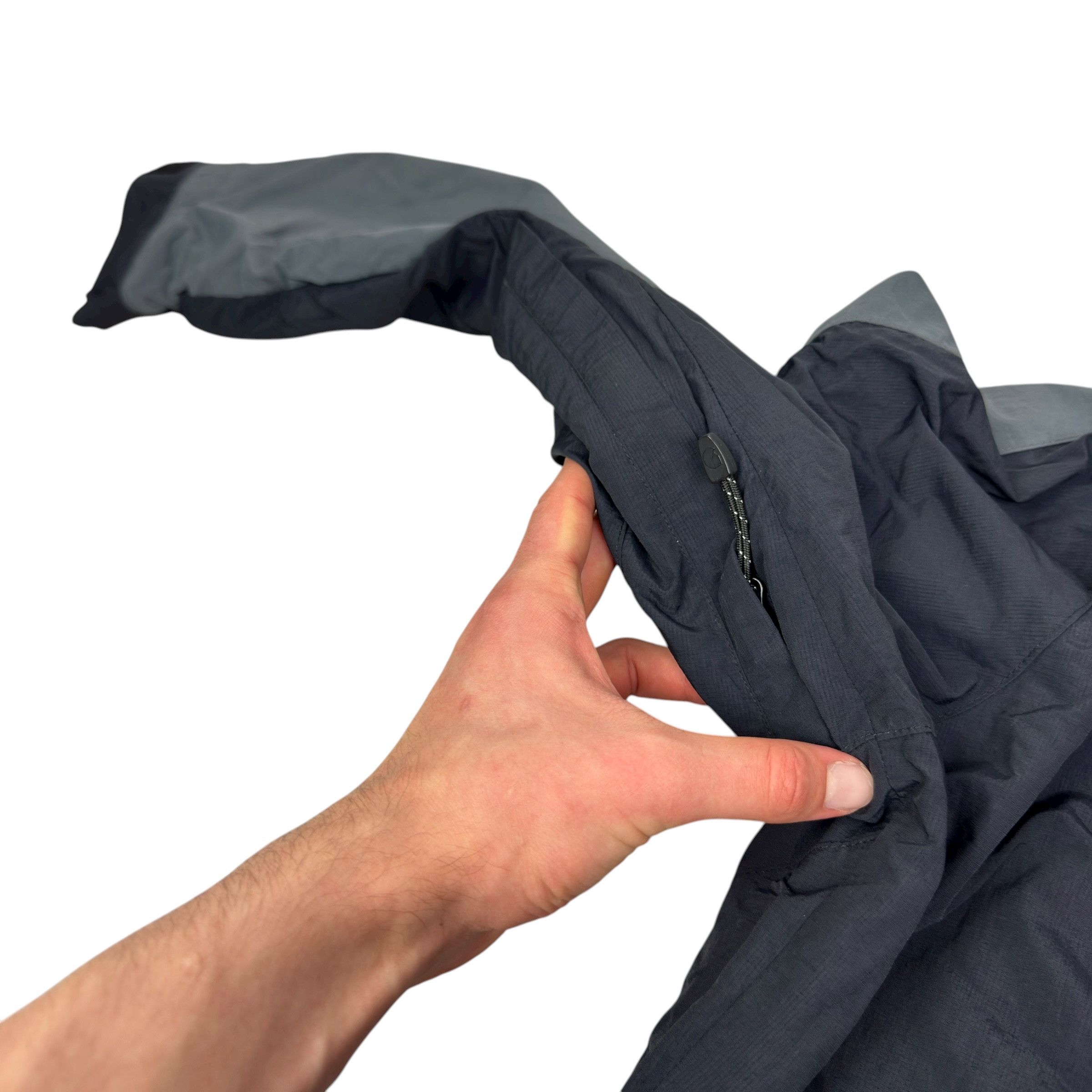 Fjallraven Vintage Fjallraven Black Gray Gore-Tex Jacket Medium Size US M / EU 48-50 / 2 - 12 Thumbnail
