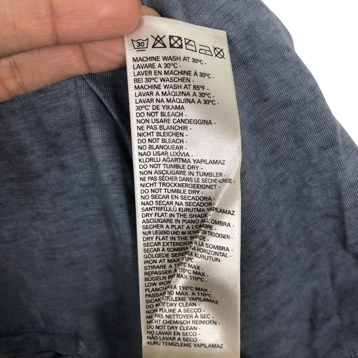 Diesel DIESEL V Neck T Shirt Faded Trash Design Size S Size US S / EU 44-46 / 1 - 8 Thumbnail