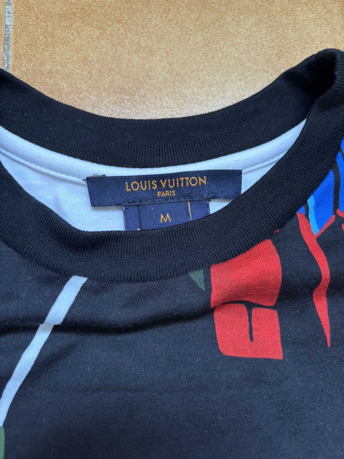 Louis Vuitton Louis Vuitton 2019 Caeda Center Pompidou Graphic T-Shirt Size US M / EU 48-50 / 2 - 4 Thumbnail