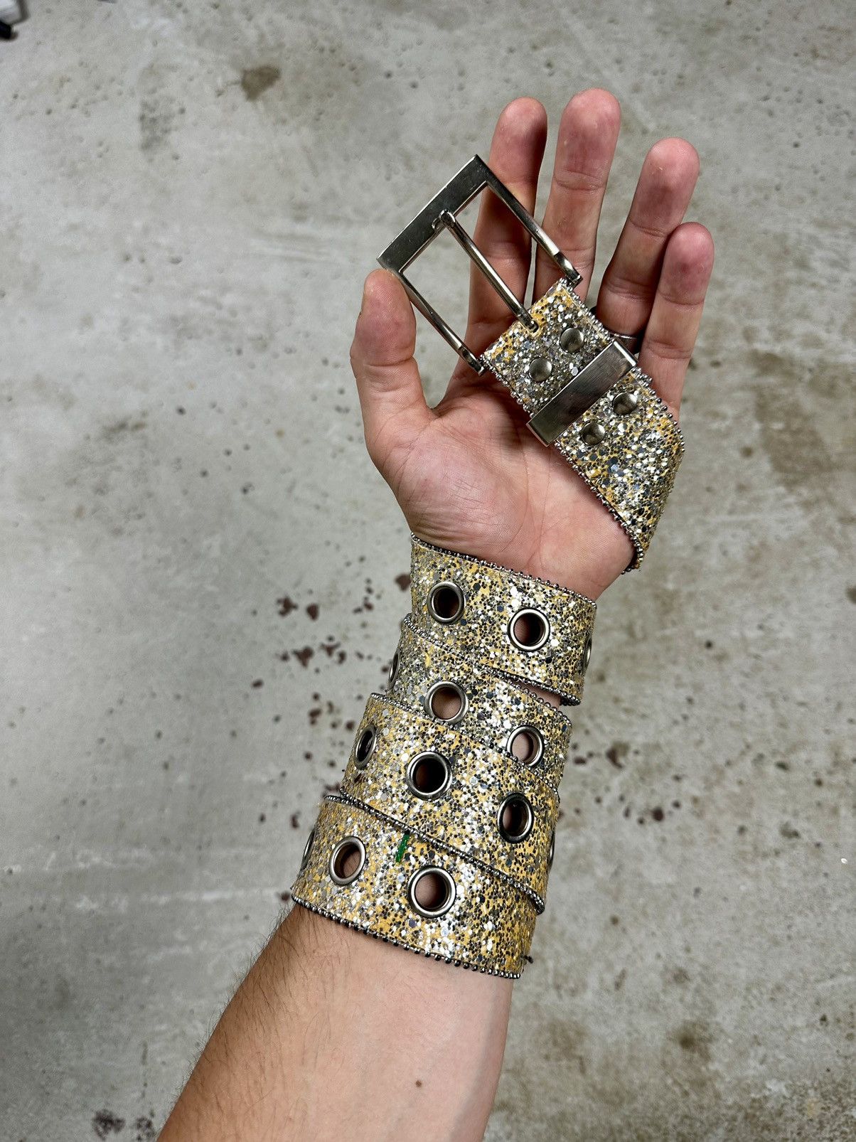 Other Vintage y2k Gold Rhinestones Studs Belt Size ONE SIZE - 2 Thumbnail