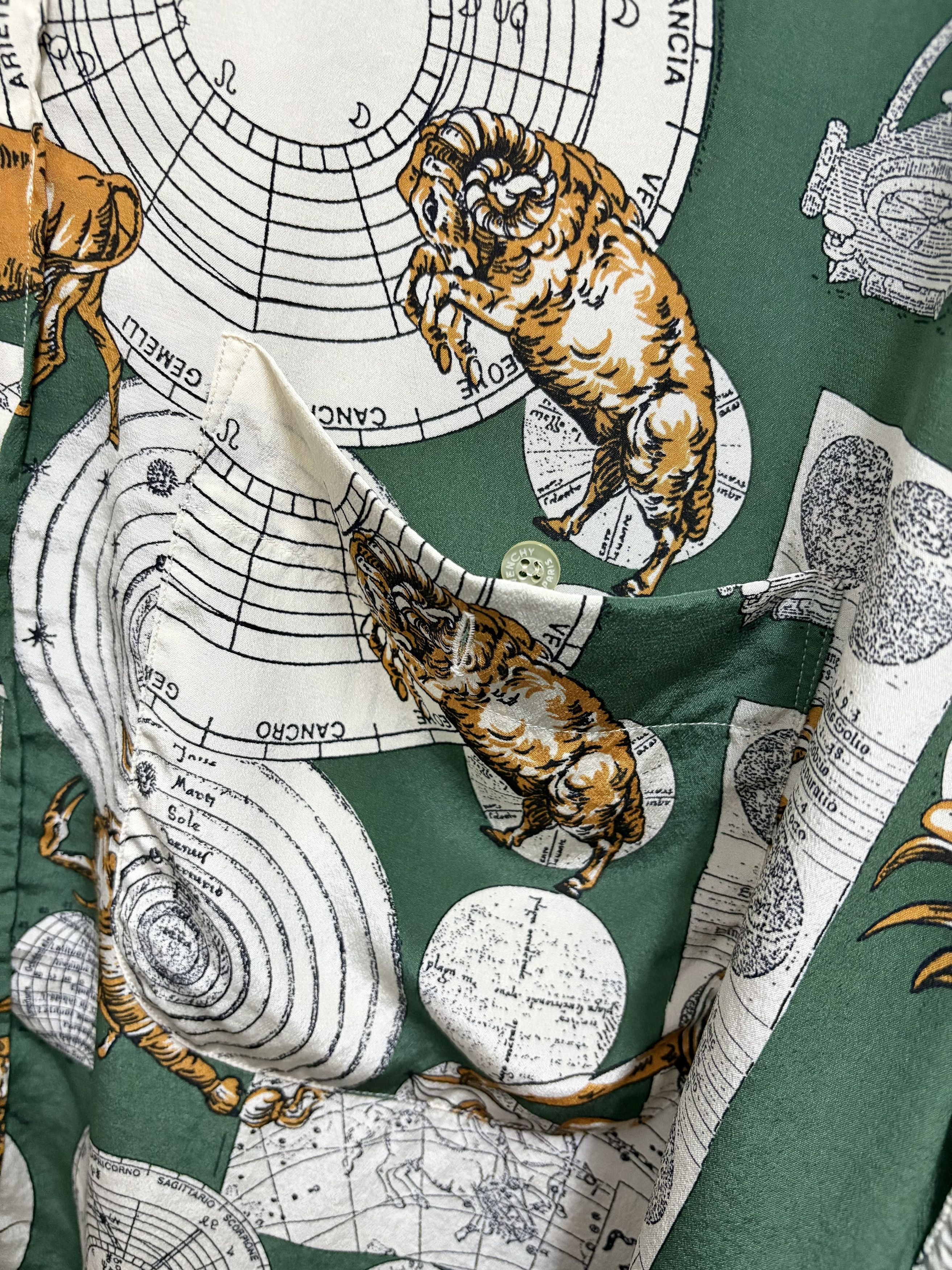 Givenchy Vintage Gentleman Givenchy Paris Scorpio Horoscope Shirt Size US L / EU 52-54 / 3 - 5 Thumbnail