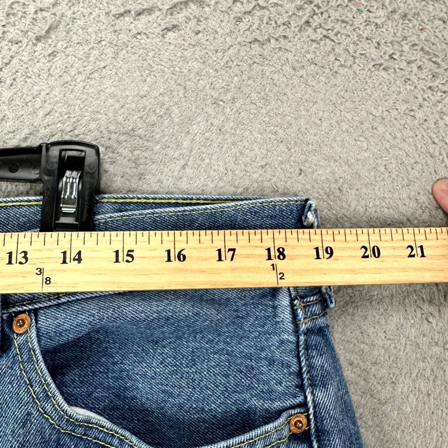 Levi's Levi's 505 Mens Straight Jeans 38X29 Blue 5 Pocket Denim Pants Casual Vintage? No Size US 38 / EU 54 - 6 Thumbnail