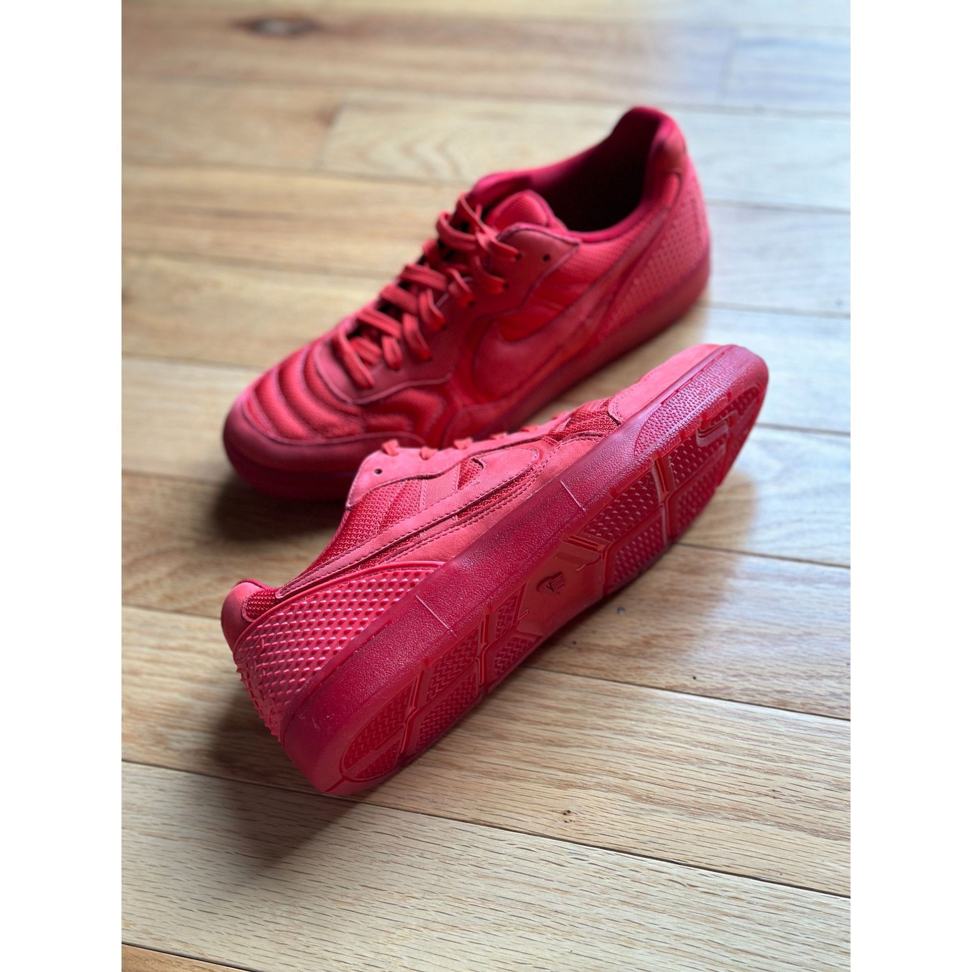 Nike MENS NIKE NSW TIEMPO ´94 DLX QS 779519-600 NO4 SIZE 10 US Size US 10 / EU 43 - 7 Thumbnail