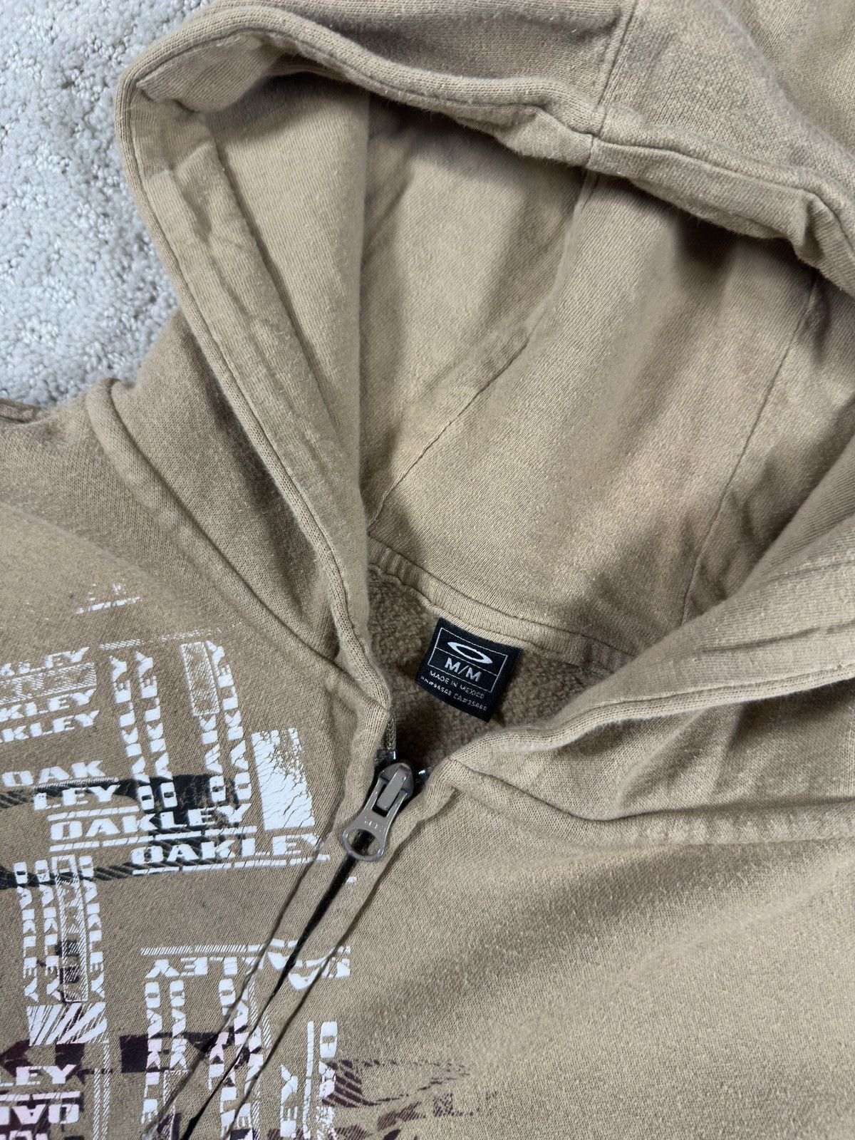 Oakley Vintage Oakley Medium Tan hoodie Size US M / EU 48-50 / 2 - 4 Thumbnail