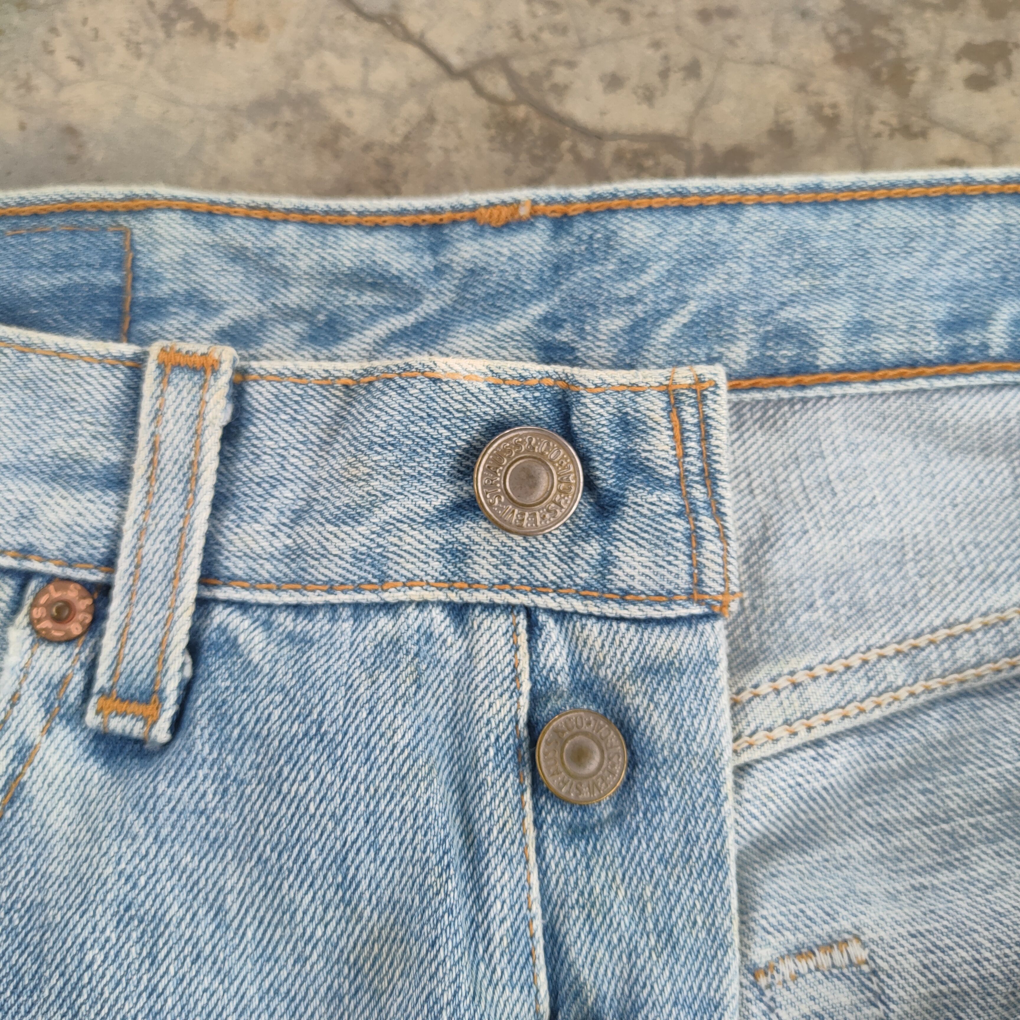 Levi's Vintage Clothing W28 VINTAGE LEVI'S 501 00' PAINT FADED JEANS DENIM PANTS Size US 28 / EU 44 - 8 Thumbnail