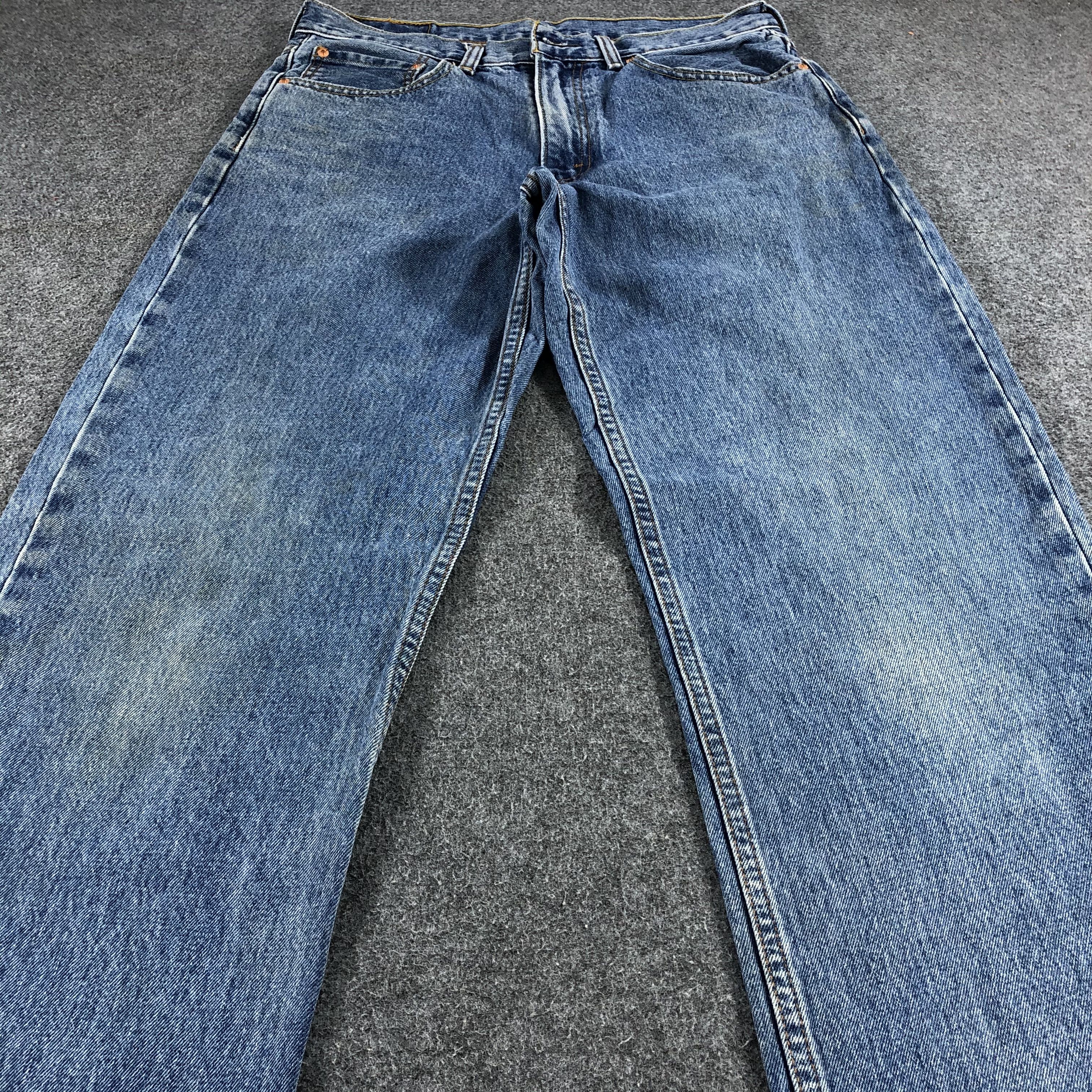 Levi's Vintage Blue Wash Levis 550 Jeans- J1369 Size US 33 - 3 Thumbnail