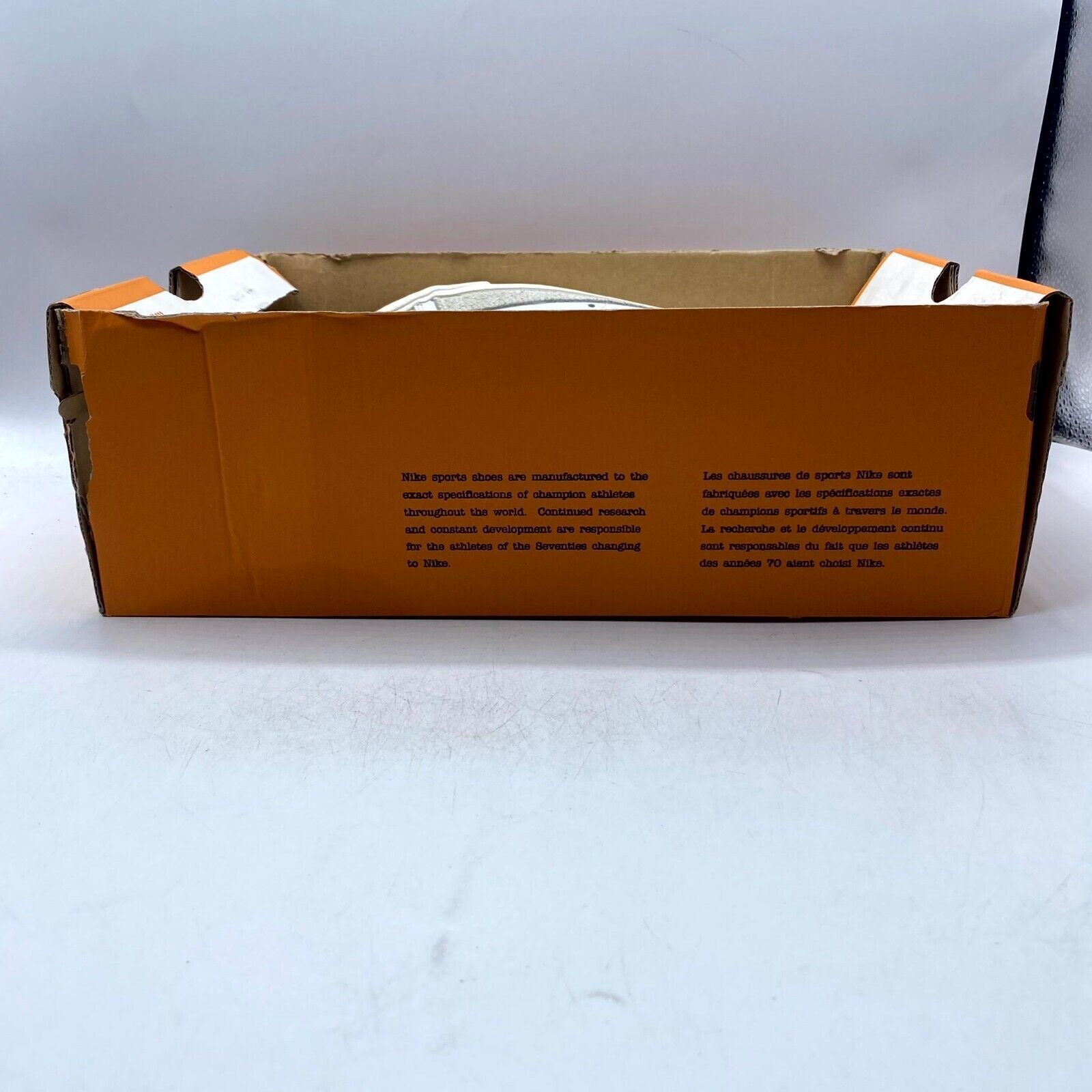 Nike NEW Nike Blazer Mid '77 VNTG Sneaker White Red BQ6806-600 Size US 8 / EU 41 - 12 Thumbnail