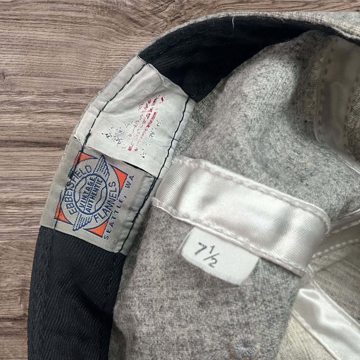 Ebbets Field Flannels 💸BIDDING OFFER💸E.F.F Size 7 1/2 Logo B Size ONE SIZE - 5 Thumbnail