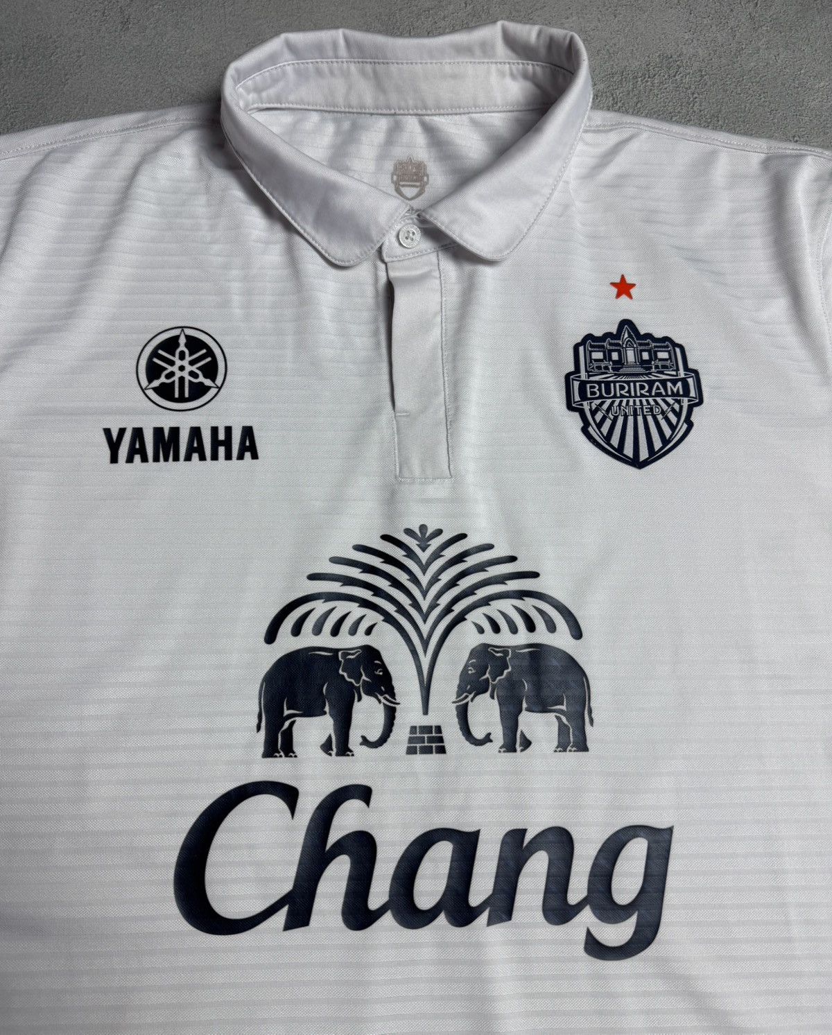 Other Buriram United 2015 2016 Home Shirt Jersey Syntrel Size US XL / EU 56 / 4 - 5 Thumbnail