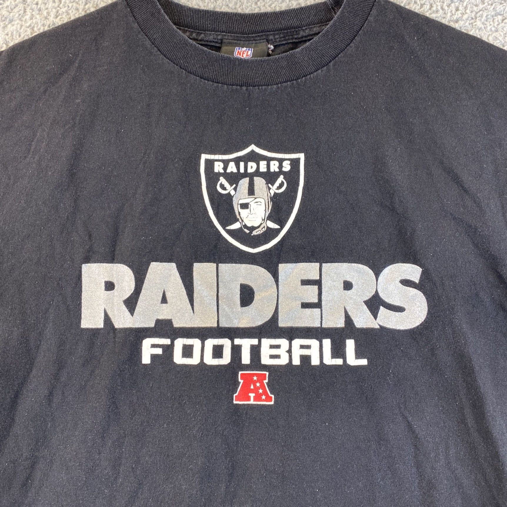 NFL VINTAGE Las Vegas Raiders With Logo Black T Shirt Raiders Women T-shirt / 45-16 Size M / US 6-8 / IT 42-44 - 2 Thumbnail