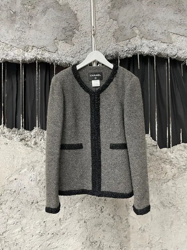 Chanel Chanel Gray Cotton Women's Jacket 0089 Size ONE SIZE - 1 Thumbnail