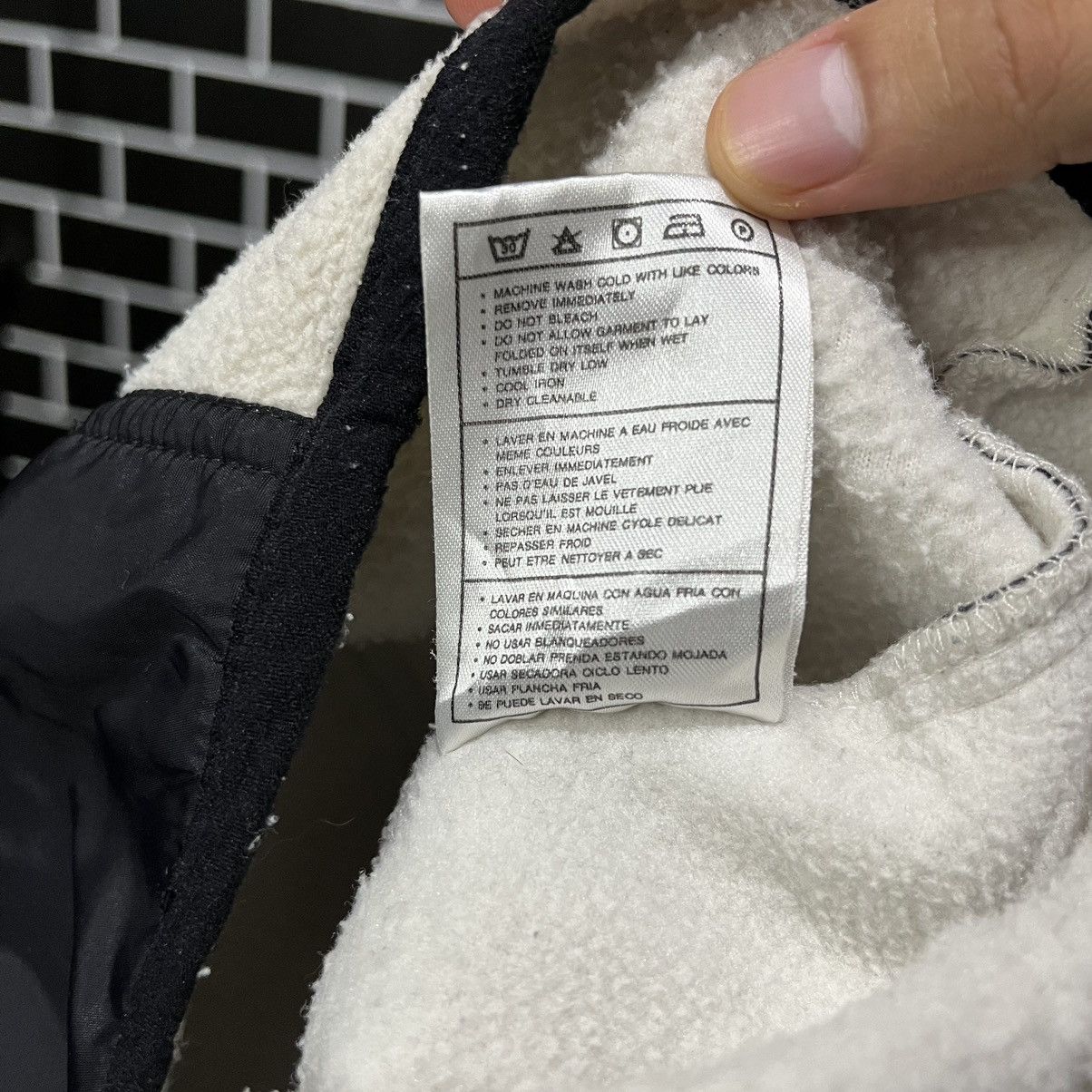 Nike VINTAGE NIKE WINDBREAKER Size US XL / EU 56 / 4 - 5 Thumbnail