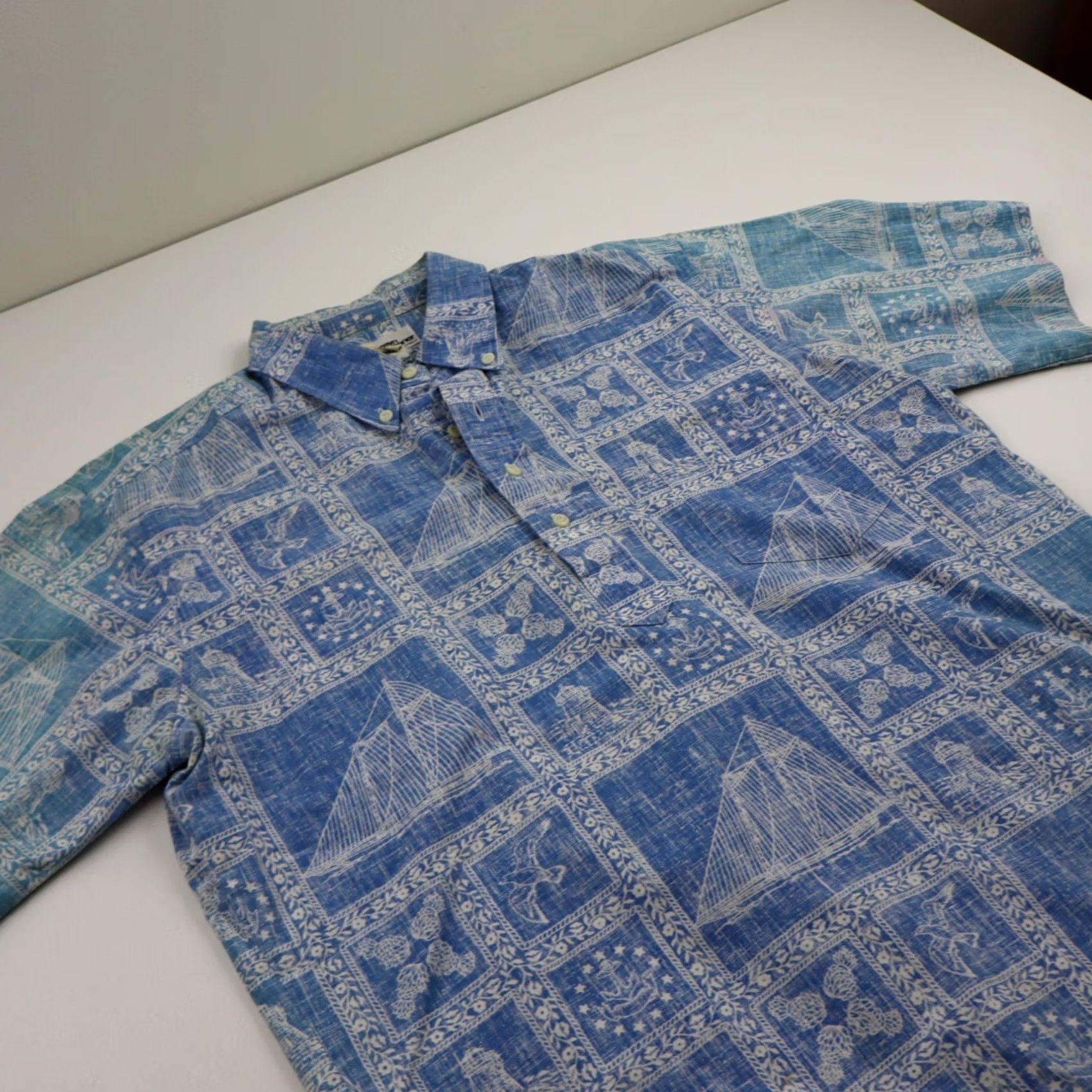 Reyn Spooner VINTAGE Reyn Spooner Hawaiian Shirt Mens Large Reverse Print Sailing Bird 80s 90s Floral Aztec Tribal Blue Cotton Button-Up Camp Shirt Size US L / EU 52-54 / 3 - 3 Thumbnail