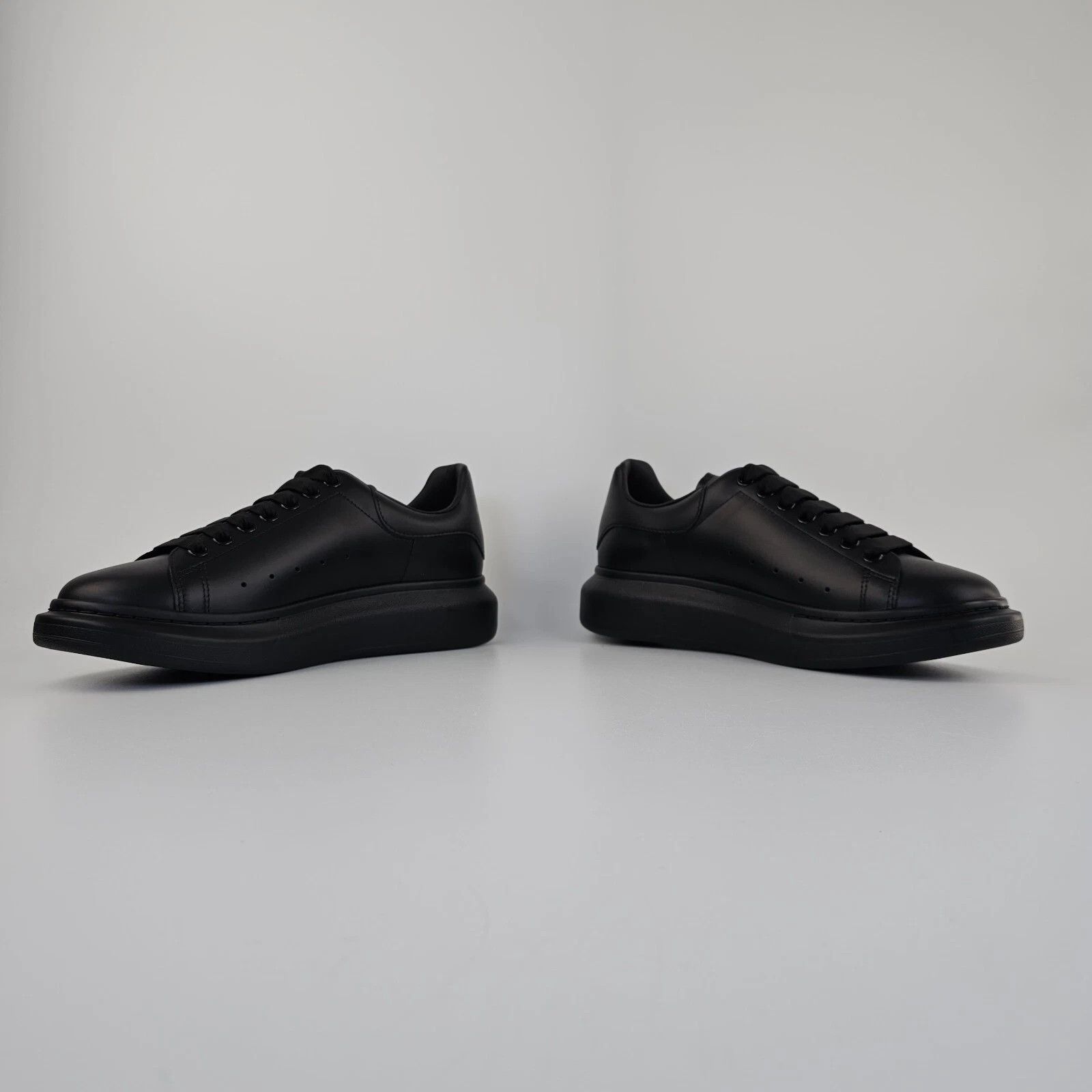 Alexander McQueen ALEXANDER MCQUEEN Oversized Men's Black Sneakers New Size US 11 / EU 44 - 8 Thumbnail