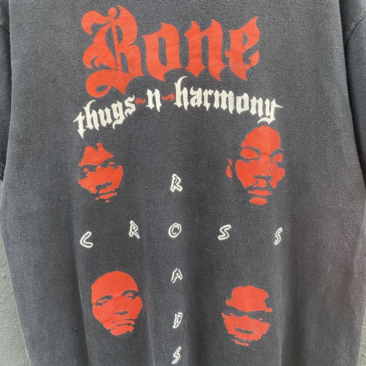 Rap Tees Thrashed Faded Bone Thugs-N- Harmony American Hip Hop Tshirt Size US L / EU 52-54 / 3 - 2 Thumbnail