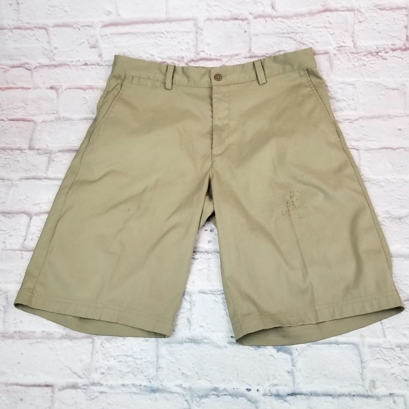 Nike Nike Golf Shorts Mens 32 Dri-Fit Khaki Tan Lightweight Stretch Chino Pocketed Regular Fit Beiges (36) Size US 36 / EU 52 - 4 Thumbnail