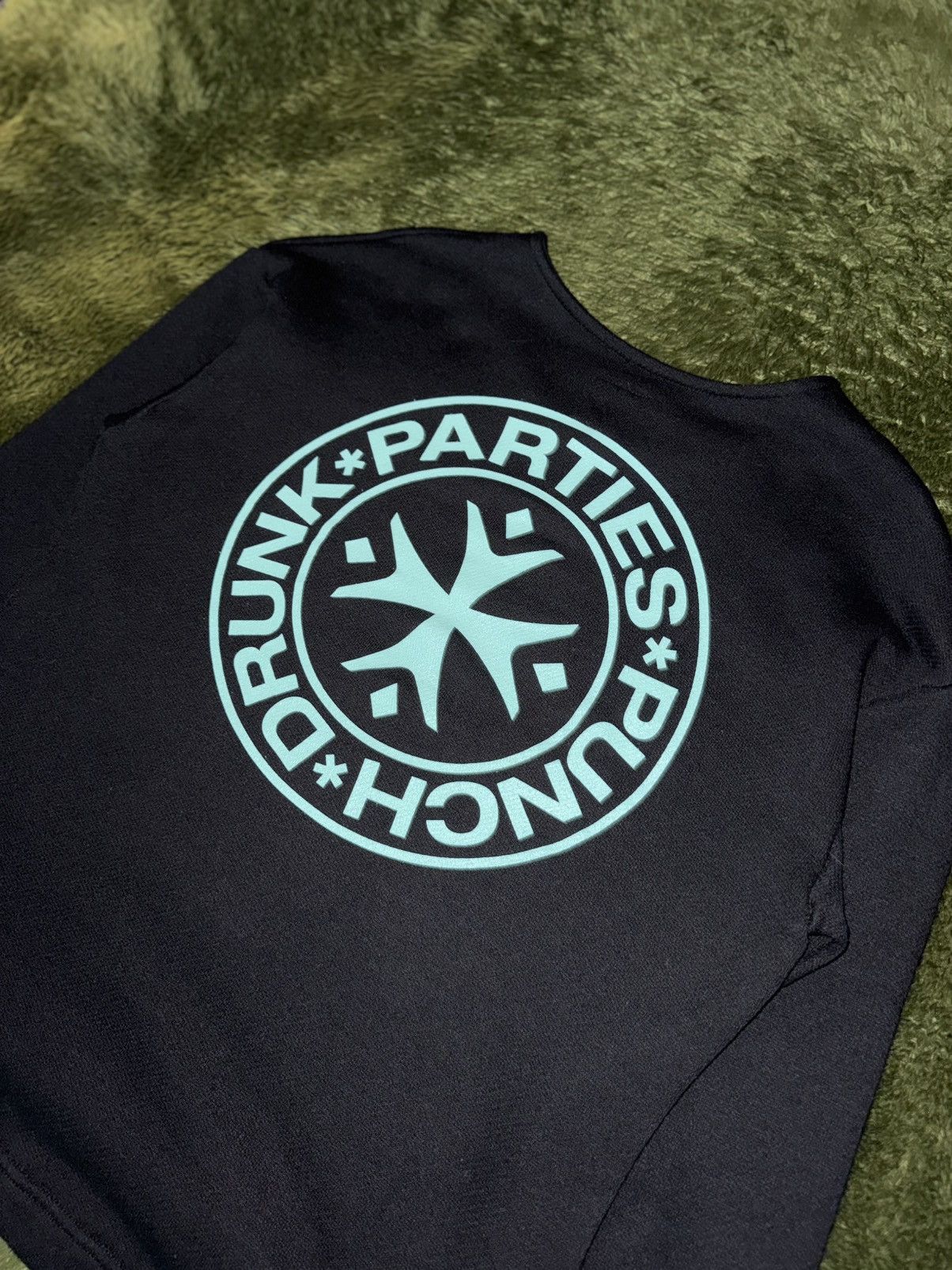 Japanese Brand [1] Punch Drunk Parties Logo Print Terry Long Sleeve Black Size US XL / EU 56 / 4 - 7 Thumbnail