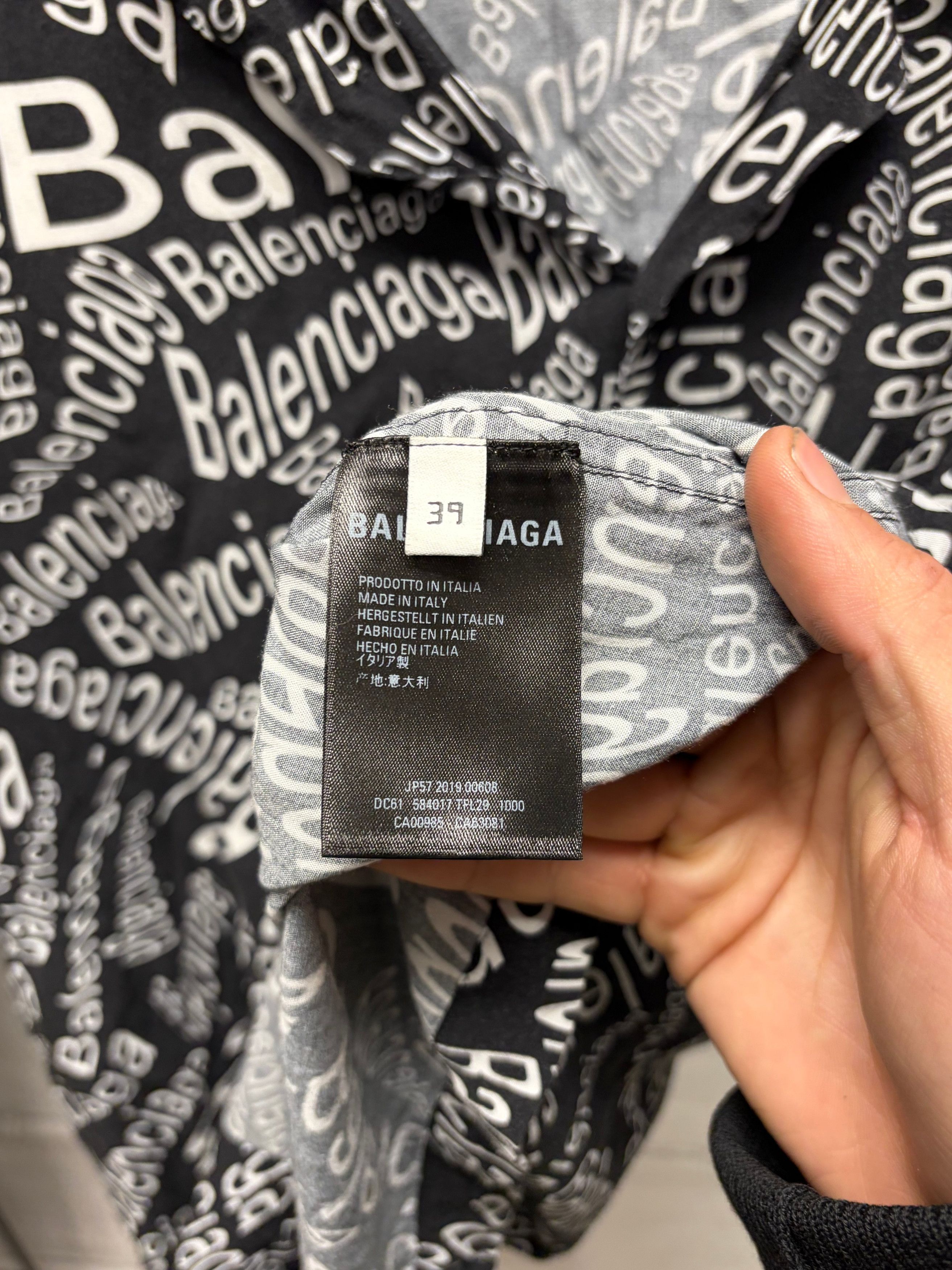 Balenciaga Balenciaga ‘All Over Logo’ Black Button Down Shirt Size US M / EU 48-50 / 2 - 5 Thumbnail
