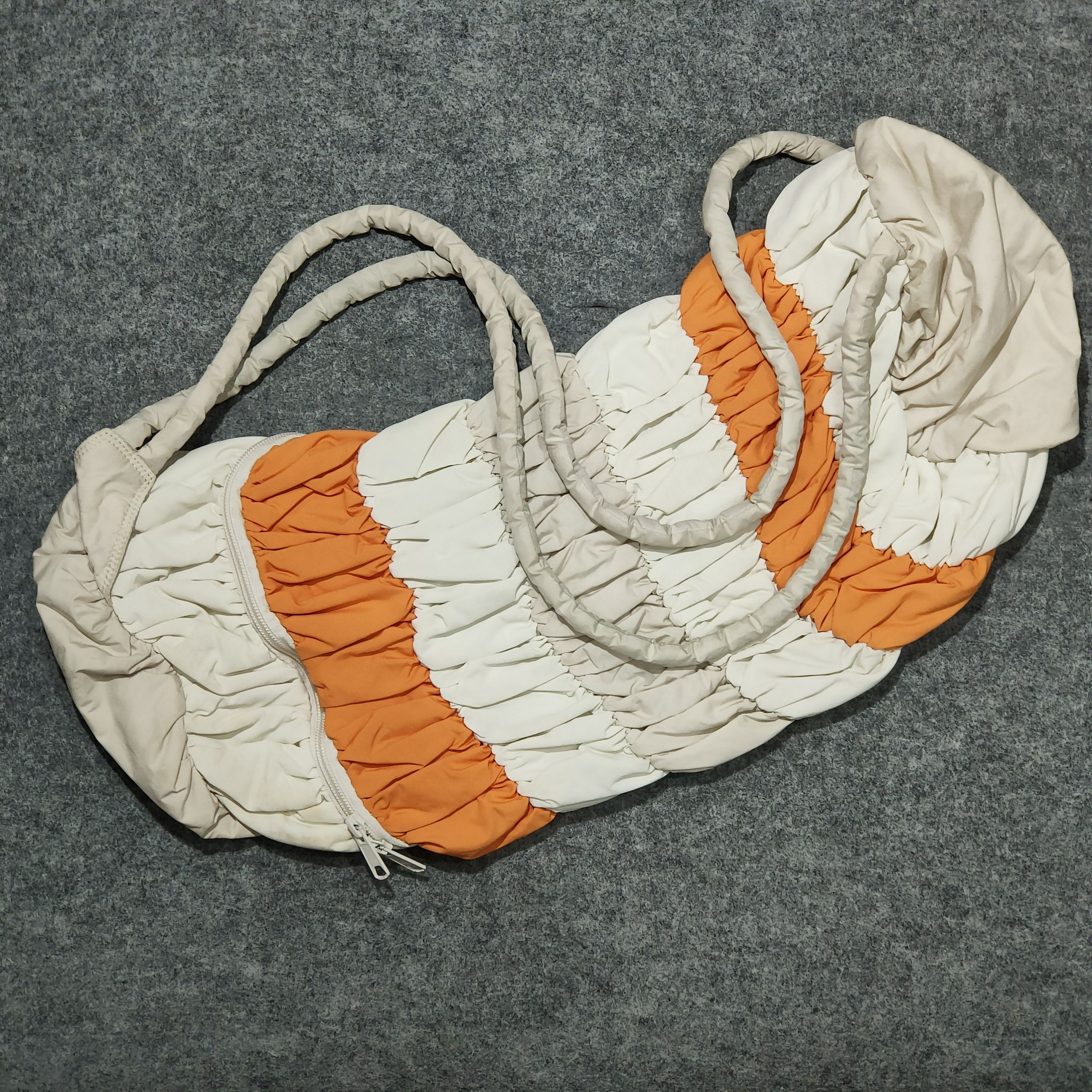 Tsumori Chisato 🔥TSUMORI CHISATO Worm Bag Size ONE SIZE - 2 Thumbnail