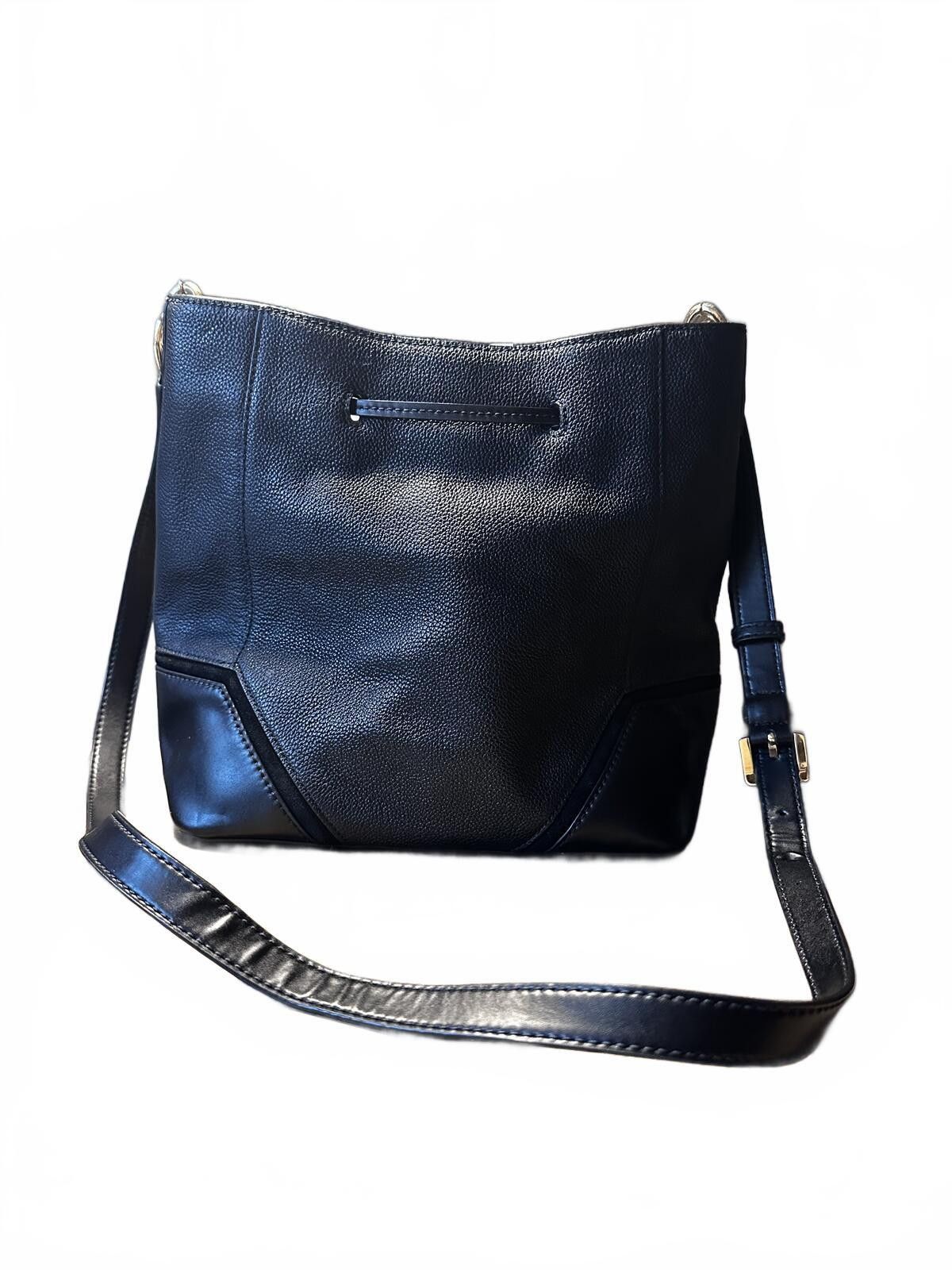 Michael Kors Michael Kors Black Leather Crossbody Bucket Bag Size ONE SIZE - 3 Thumbnail