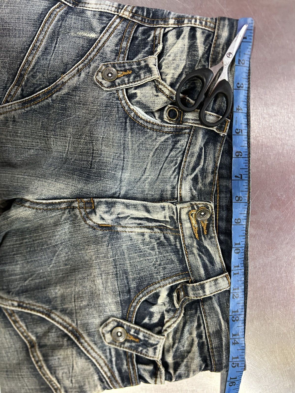 semanticdesign Vintage Semantic Design Clawmark Distressed Flare Jeans Size US 31 - 16 Thumbnail