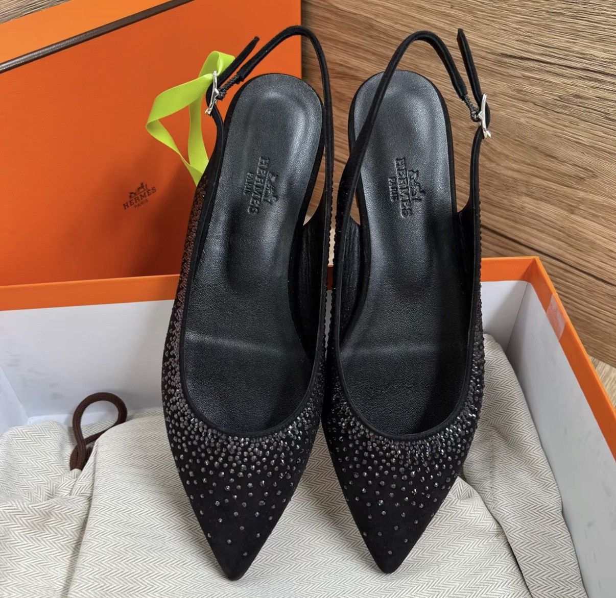 Hermes Hermes Black Crystal Pointed-toe Flat Shoes J41 Size US 6 / IT 36 - 2 Thumbnail