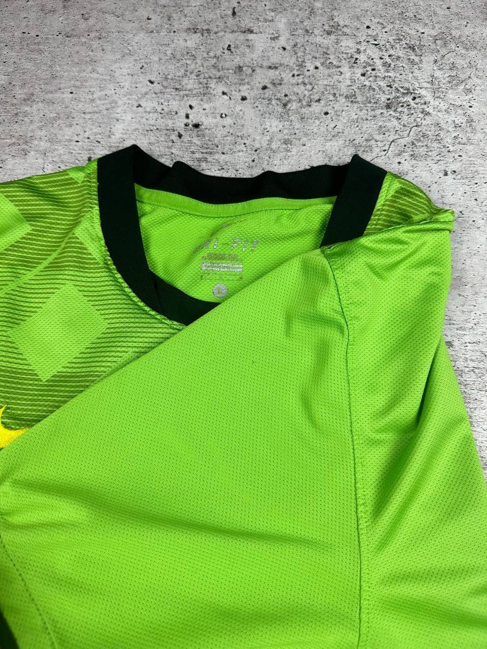 Nike 2010/11 Nike Celtic FC Away Soccer Jersey Size US L / EU 52-54 / 3 - 14 Thumbnail