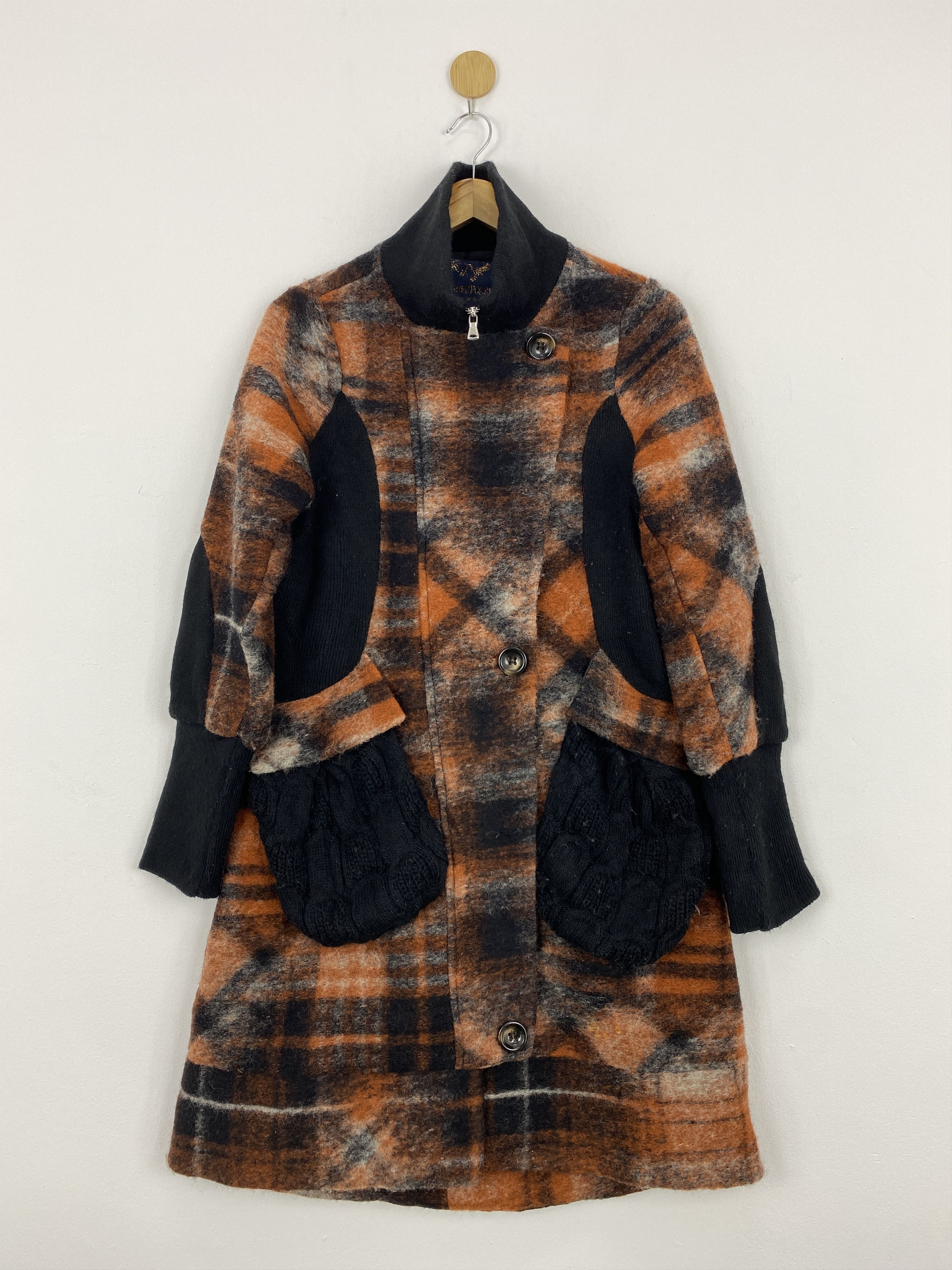 Vintage Vintage Italian Designer Wool Long Jacket J1721 Size US S / EU 44-46 / 1 - 1 Thumbnail
