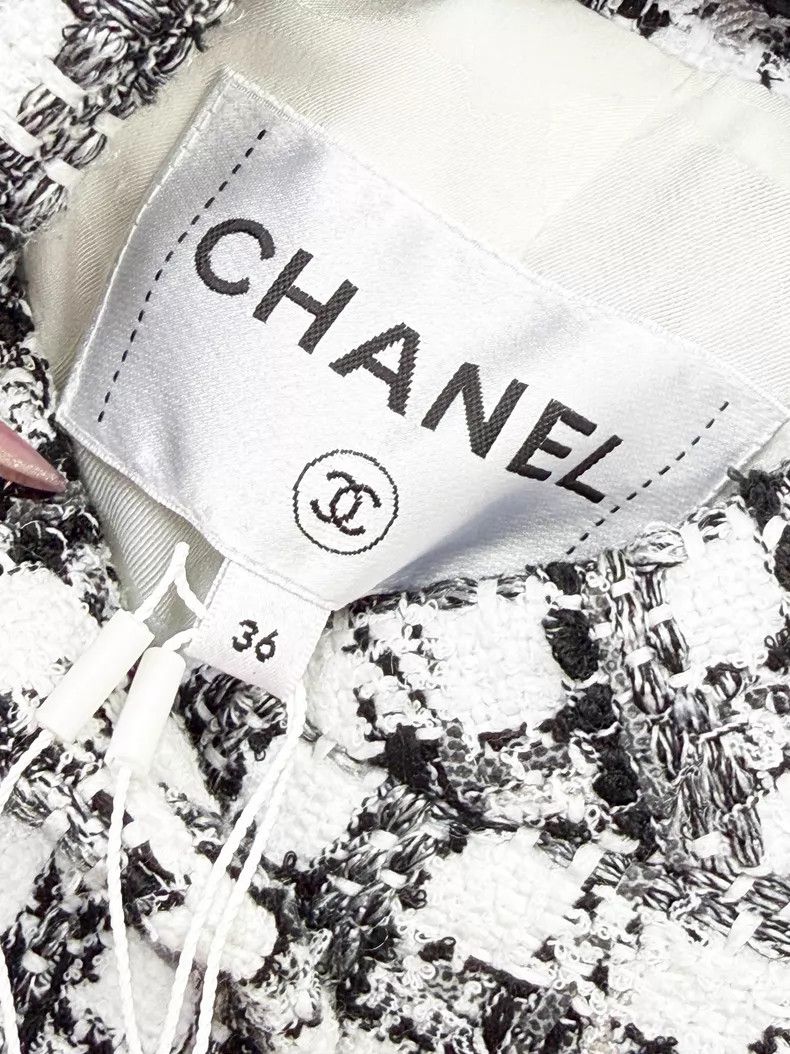 Chanel Chanel Plaid pearl stitching four-pocket knitted jacket Size XS / US 0-2 / IT 36-38 - 6 Thumbnail
