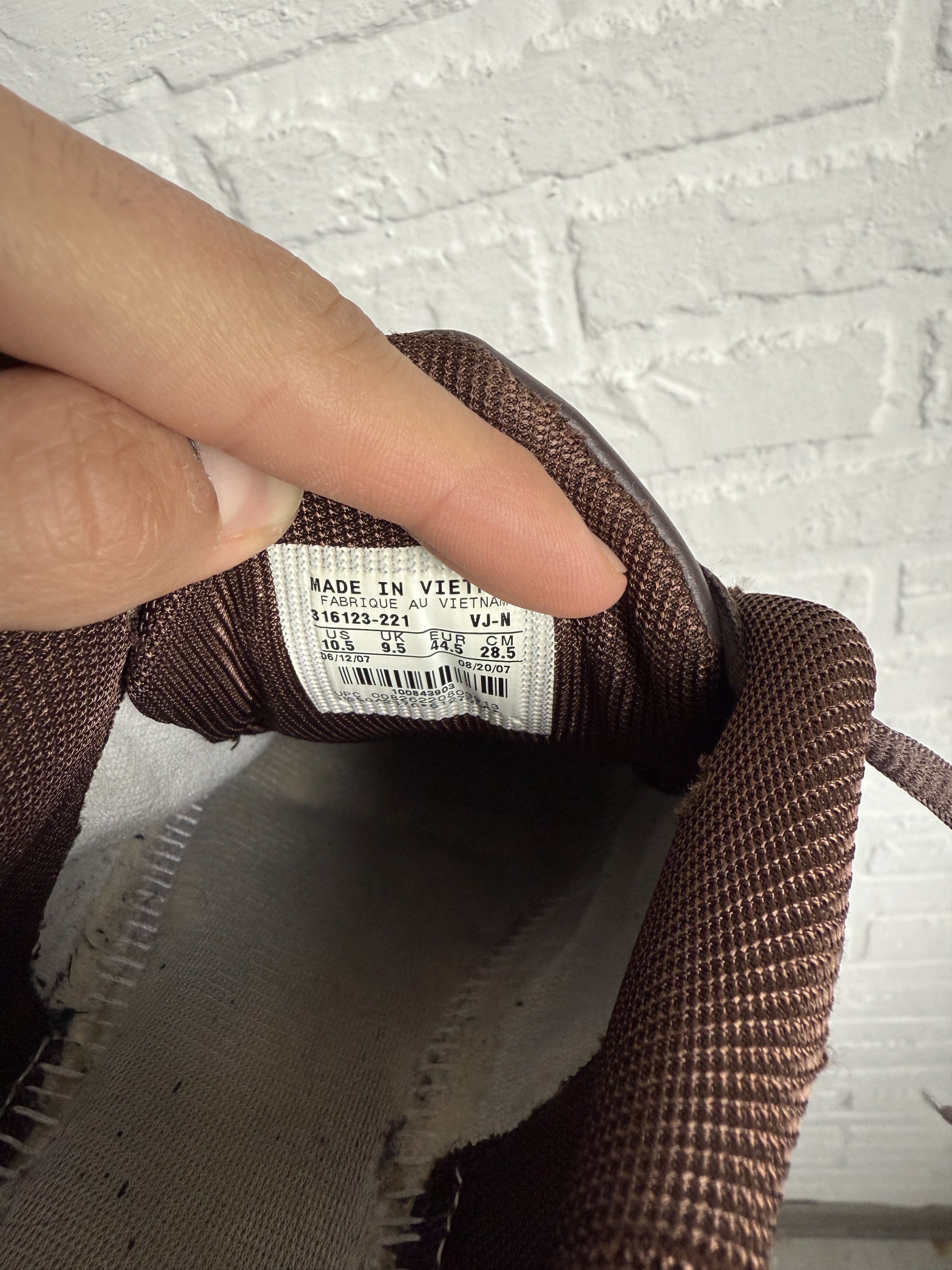 Nike Vintage 2007 OG Nike brown sneakers dad shoes Size US 10.5 / EU 43-44 - 3 Thumbnail
