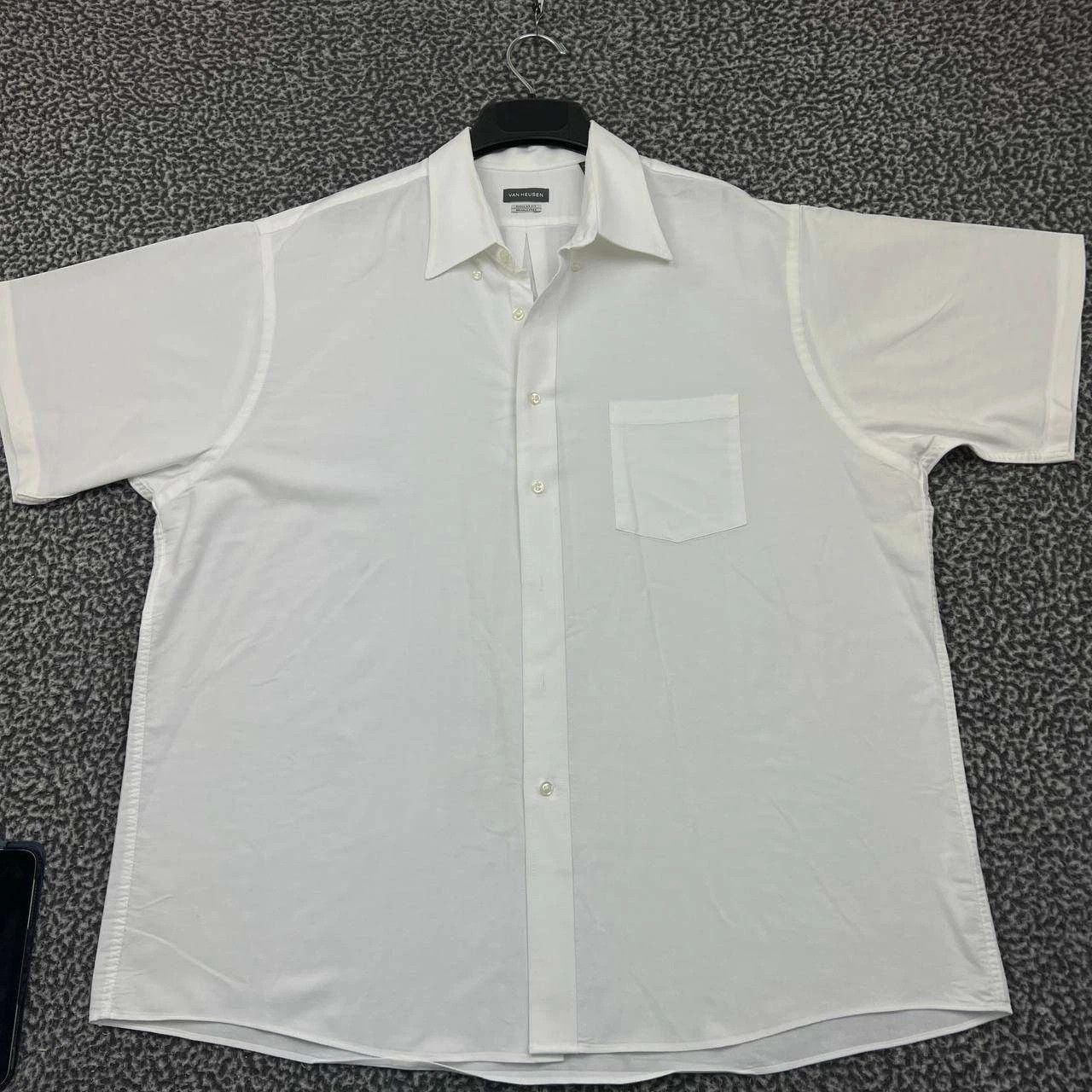 Van Heusen Van Heusen Button Up Shirt Men 17 1/2-18 XL White Collared Size US XL / EU 56 / 4 - 1 Thumbnail
