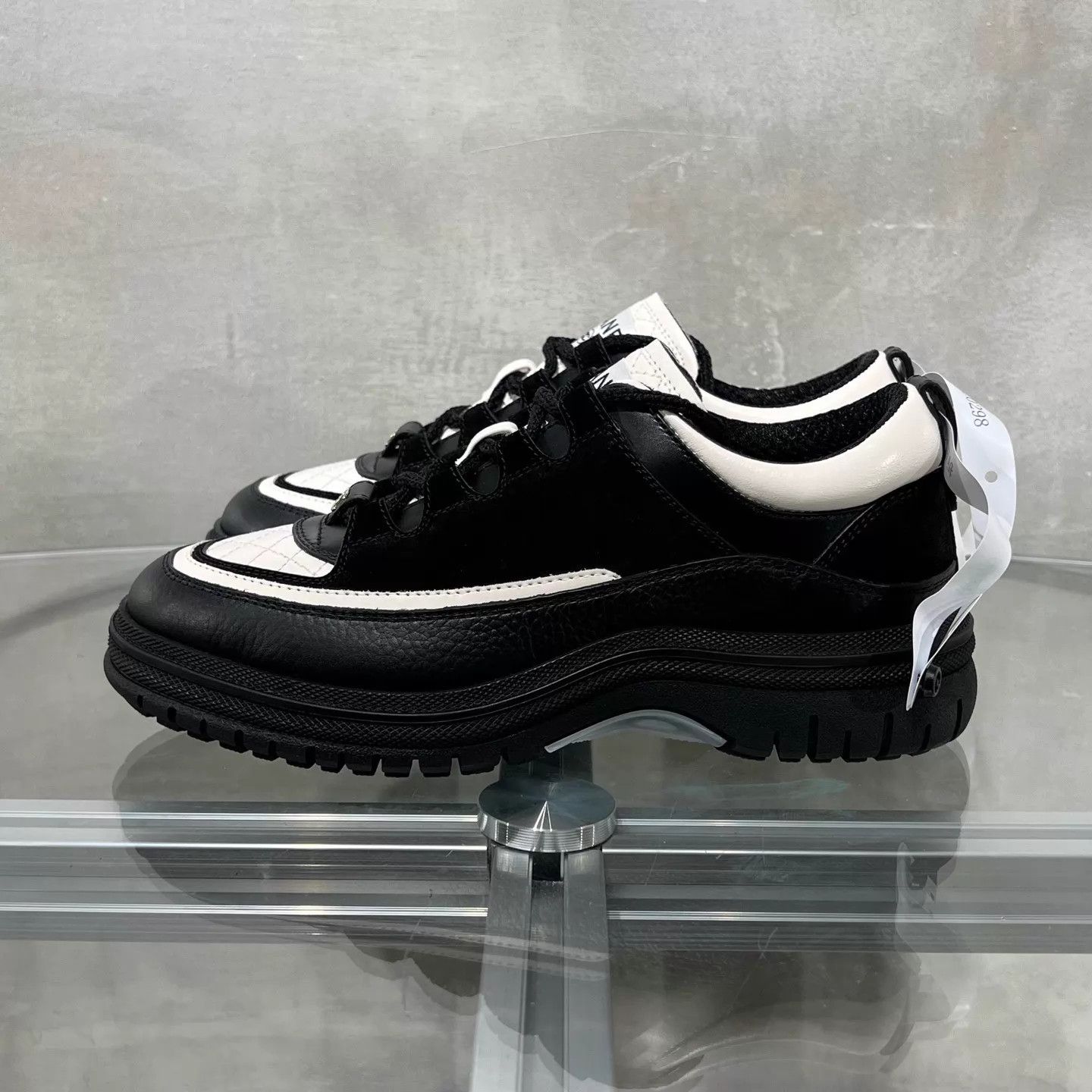 Chanel Chanel Black and White Panda Platform Sneakers Women's 37 Size US 6.5 / IT 36.5 - 3 Thumbnail