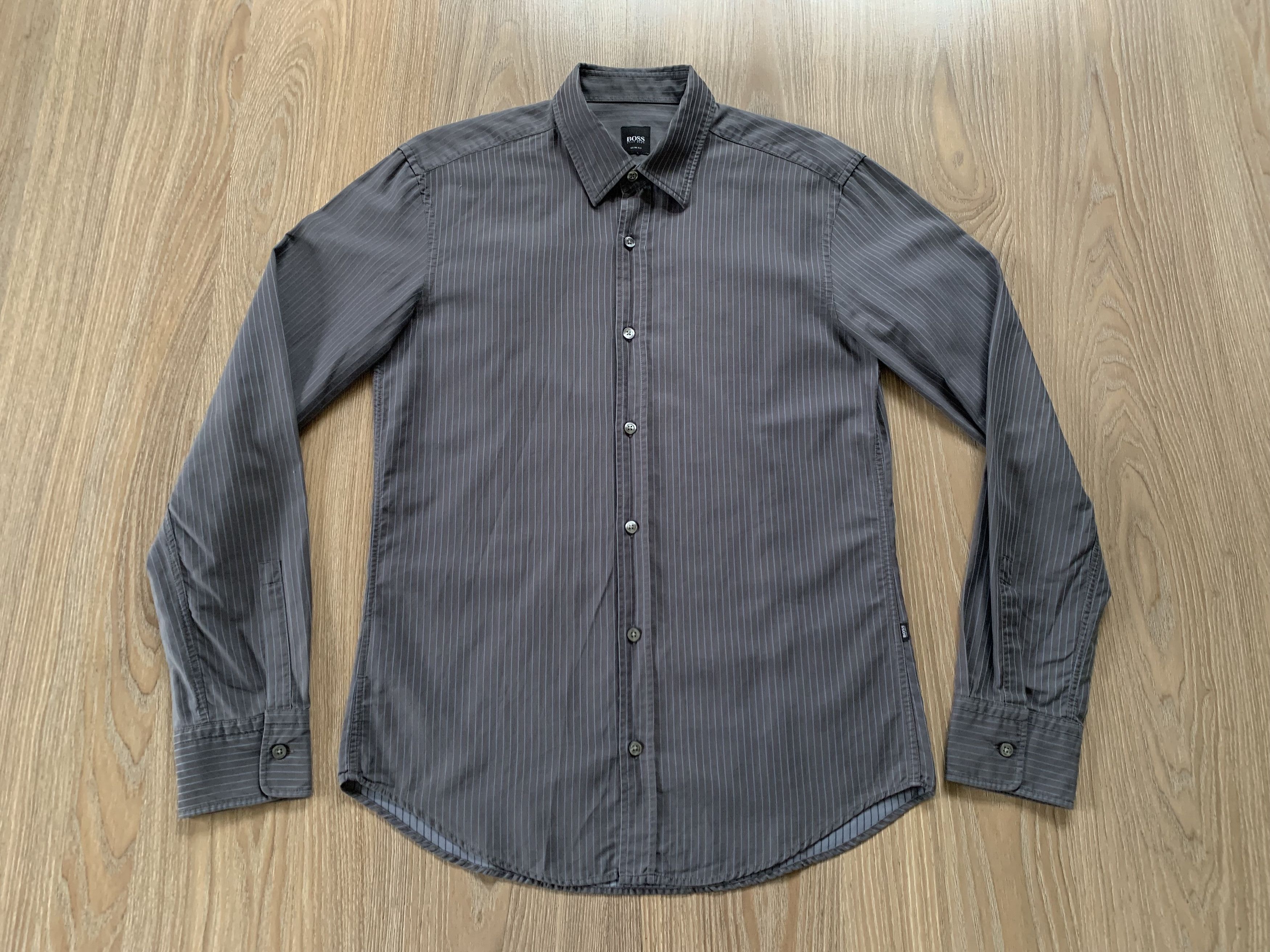 Hugo Boss Hugo Boss Grey Stripe Cotton Button Up Size US M / EU 48-50 / 2 - 2 Thumbnail