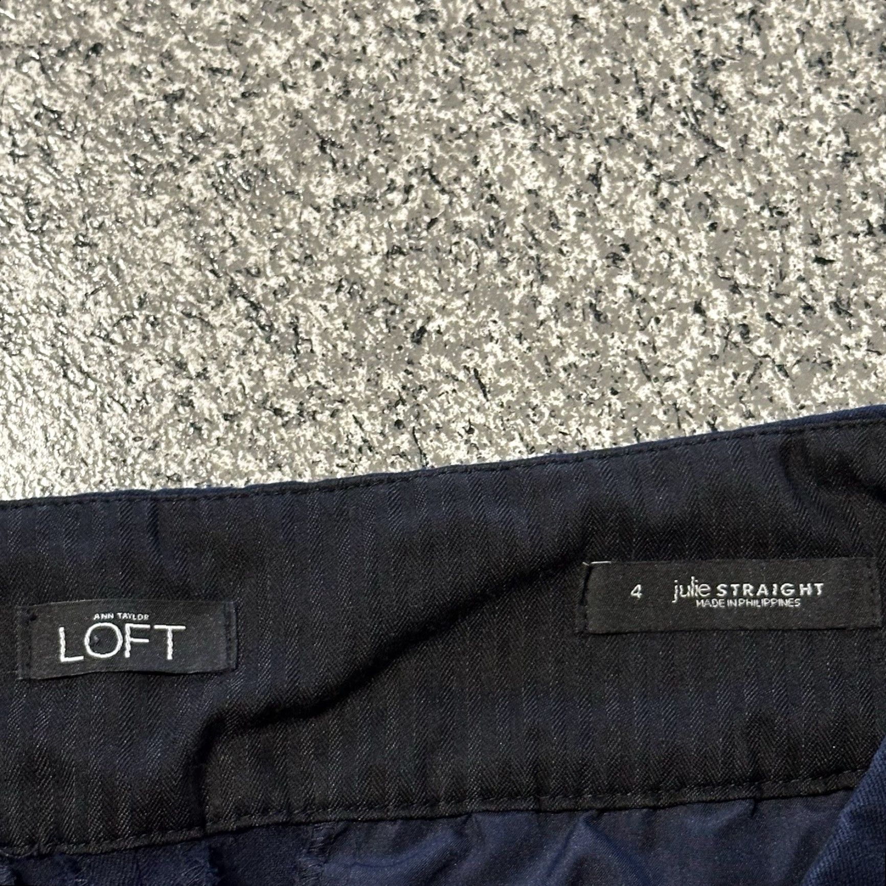 Ann Taylor Ann Taylor Navy Blue Stretch Julie Straight Pants Womens 4 30x28 Mid Rise Casual Dress Pants stretch Size 27" / US 4 / IT 40 - 4 Thumbnail
