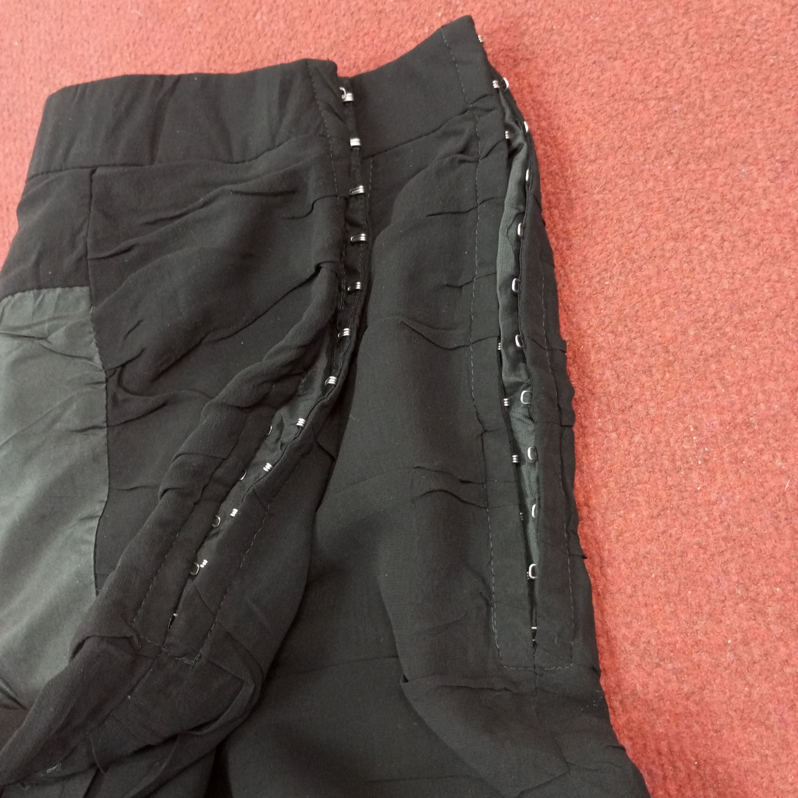 Costume National Costume National Fashion Design Style Pants c235n28 Size 27" / US 4 / IT 40 - 16 Thumbnail