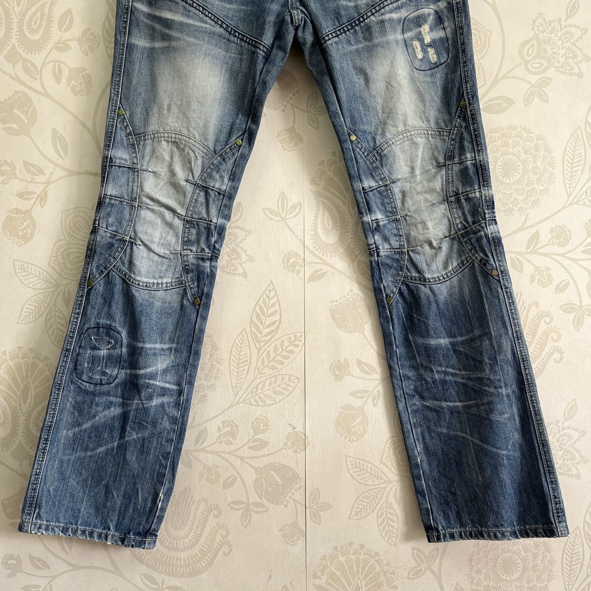 Japanese Brand Distressed Double Knee Japan Denim Double Waist Size US 33 - 8 Thumbnail