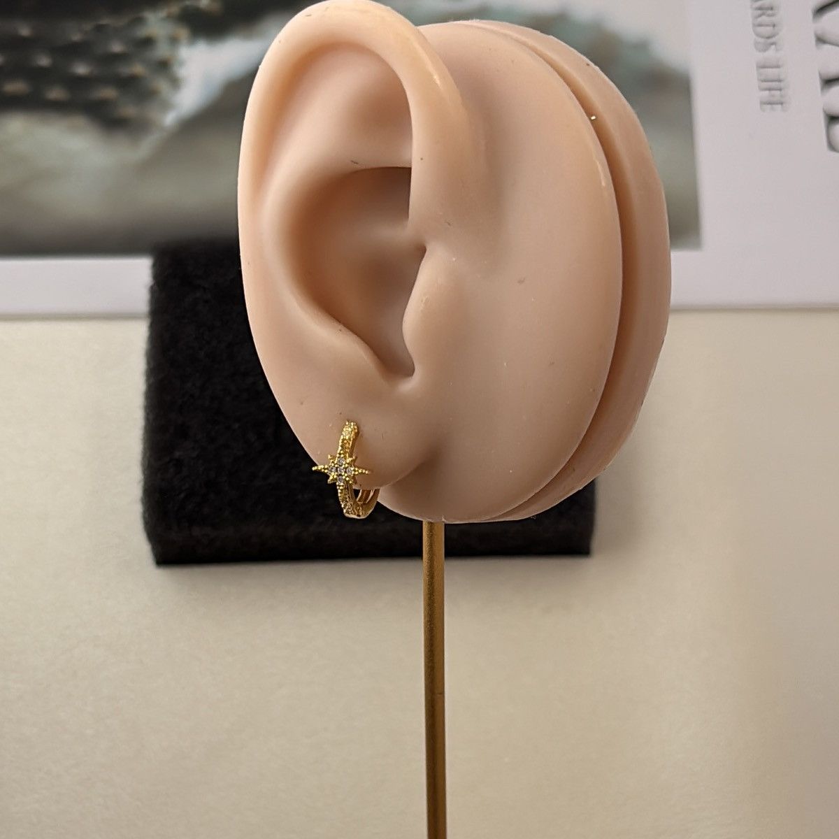 Other 13mm Small Star Gold Hoop Earrings for Men Women Size ONE SIZE - 8 Thumbnail