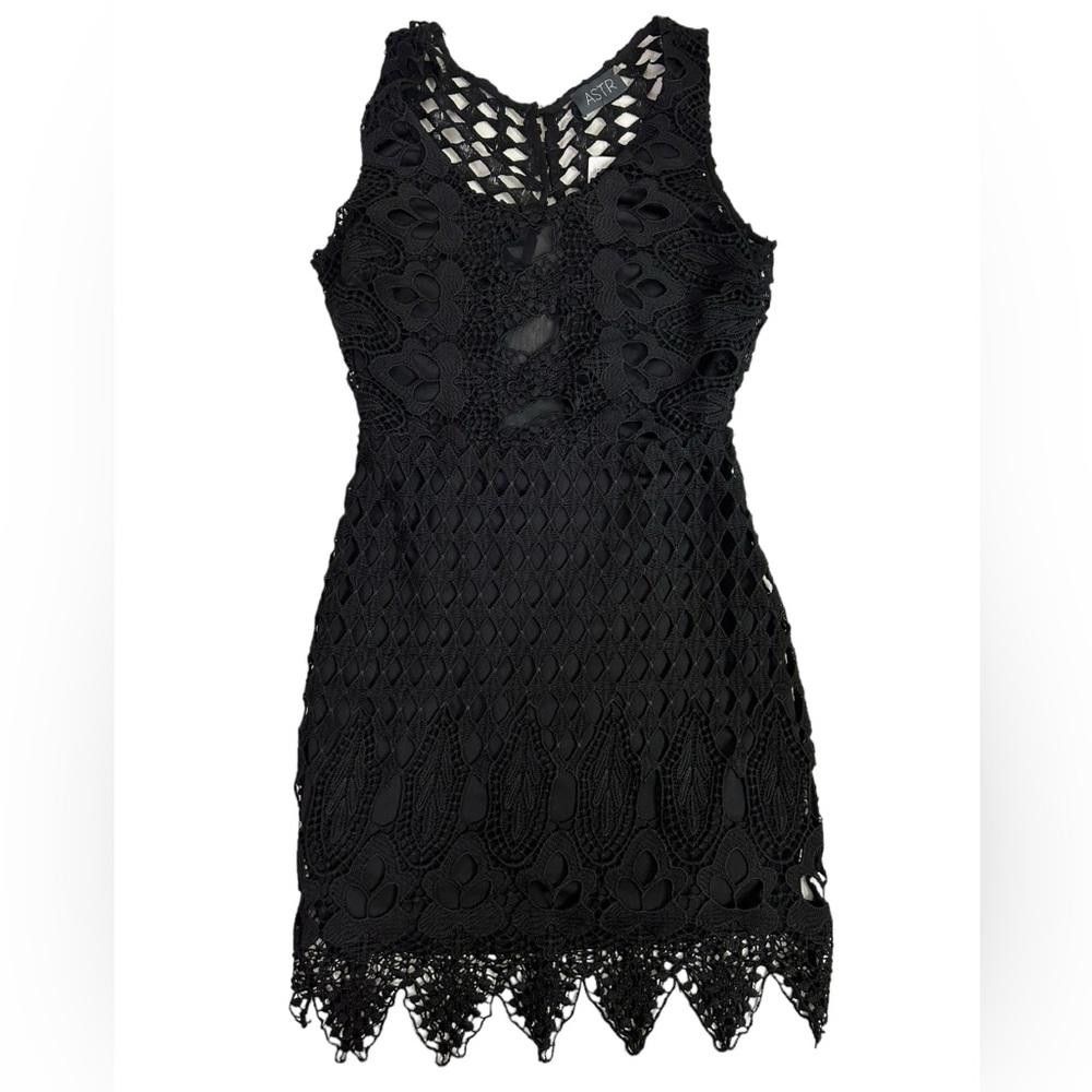 Other Astr l NWT Black Lace Floral Mini Dress Small Size S / US 4 / IT 40 - 1 Thumbnail