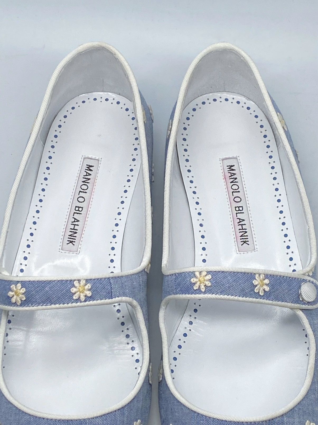 Manolo Blahnik Manolo Blahnik Campari Blue Mary Jane Ballet Flats size 38.5 Size US 8.5 / IT 38.5 - 5 Thumbnail