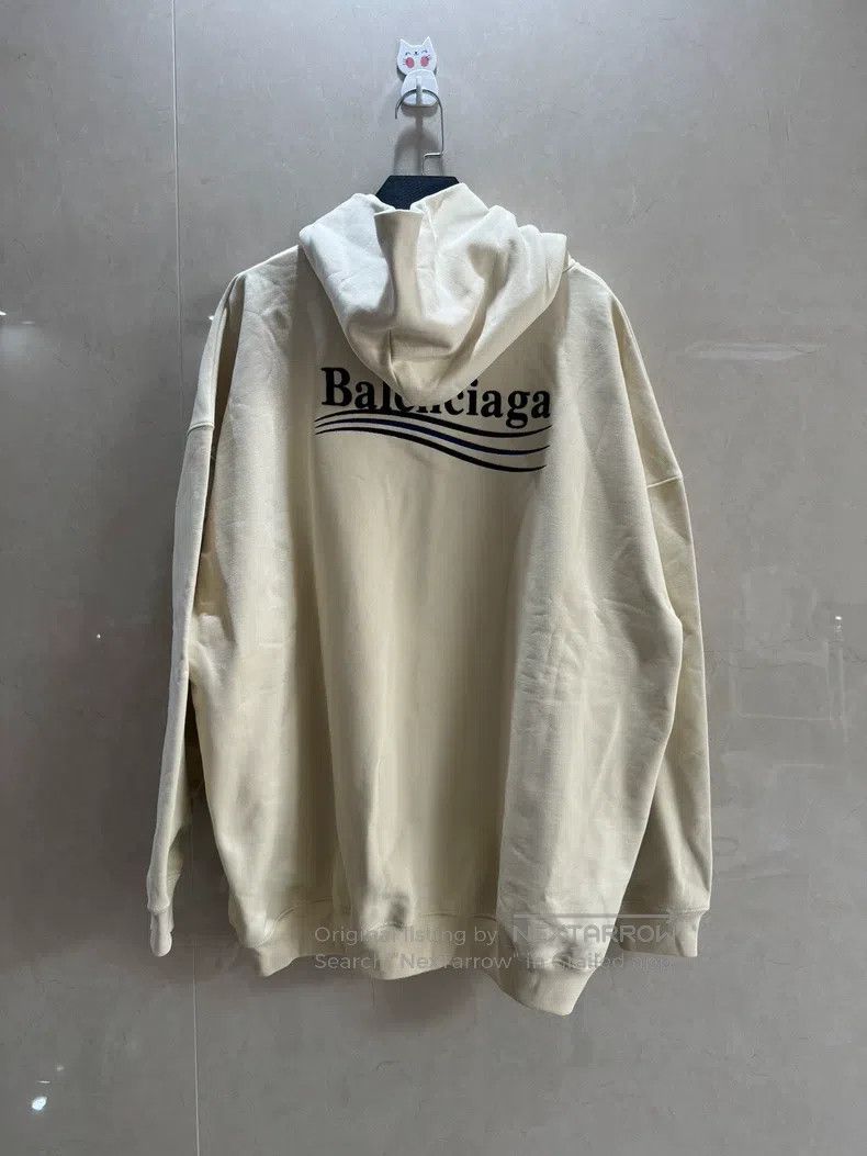 Balenciaga Balenciaga Coca-Cola Embroidered Logo Hoodie Sweatshirt Size US S / EU 44-46 / 1 - 2 Thumbnail