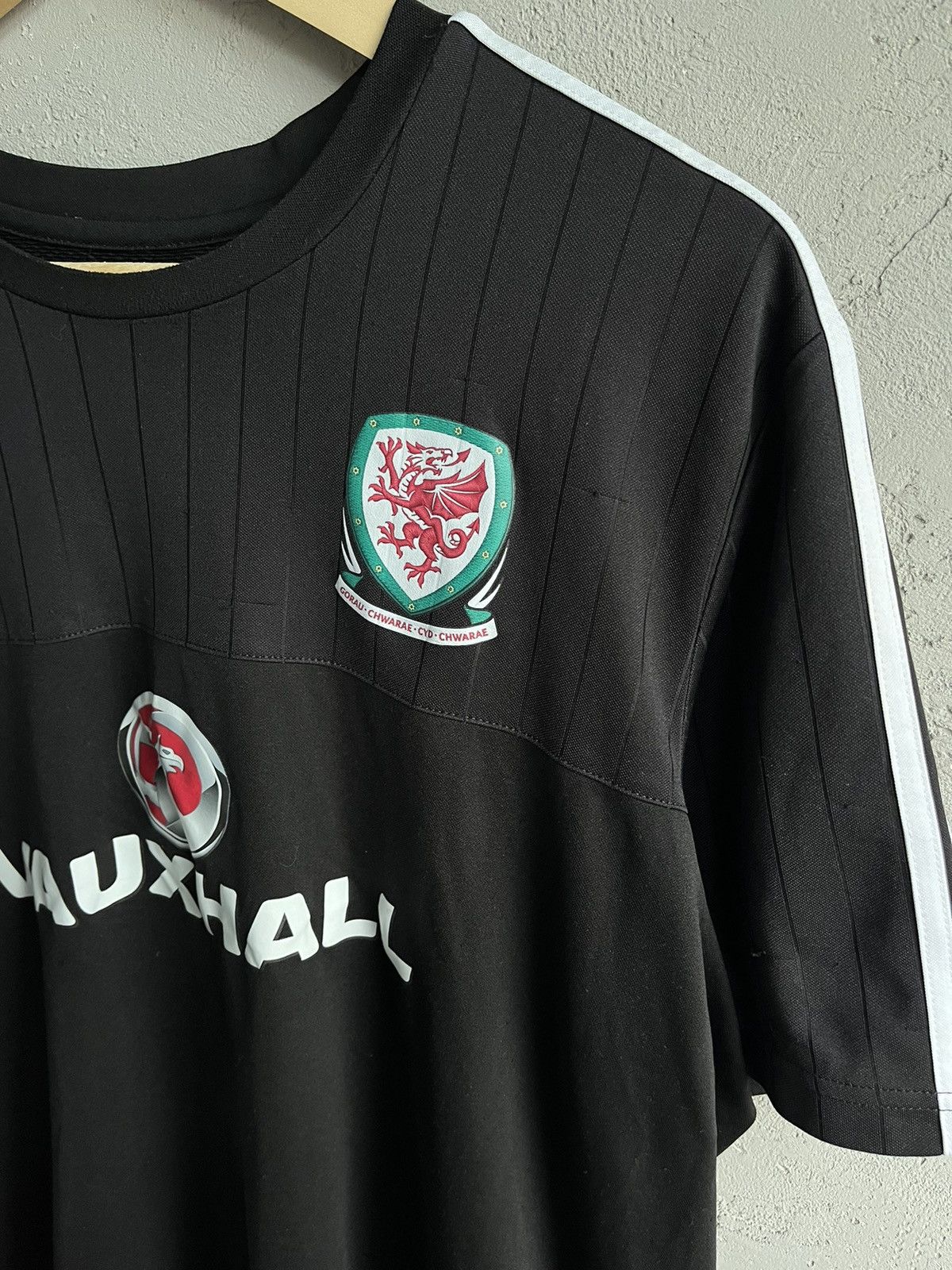 Adidas Adidas Wales Team 2016-2017 Home Football Soccer Jersey Y2K Size US XL / EU 56 / 4 - 3 Thumbnail