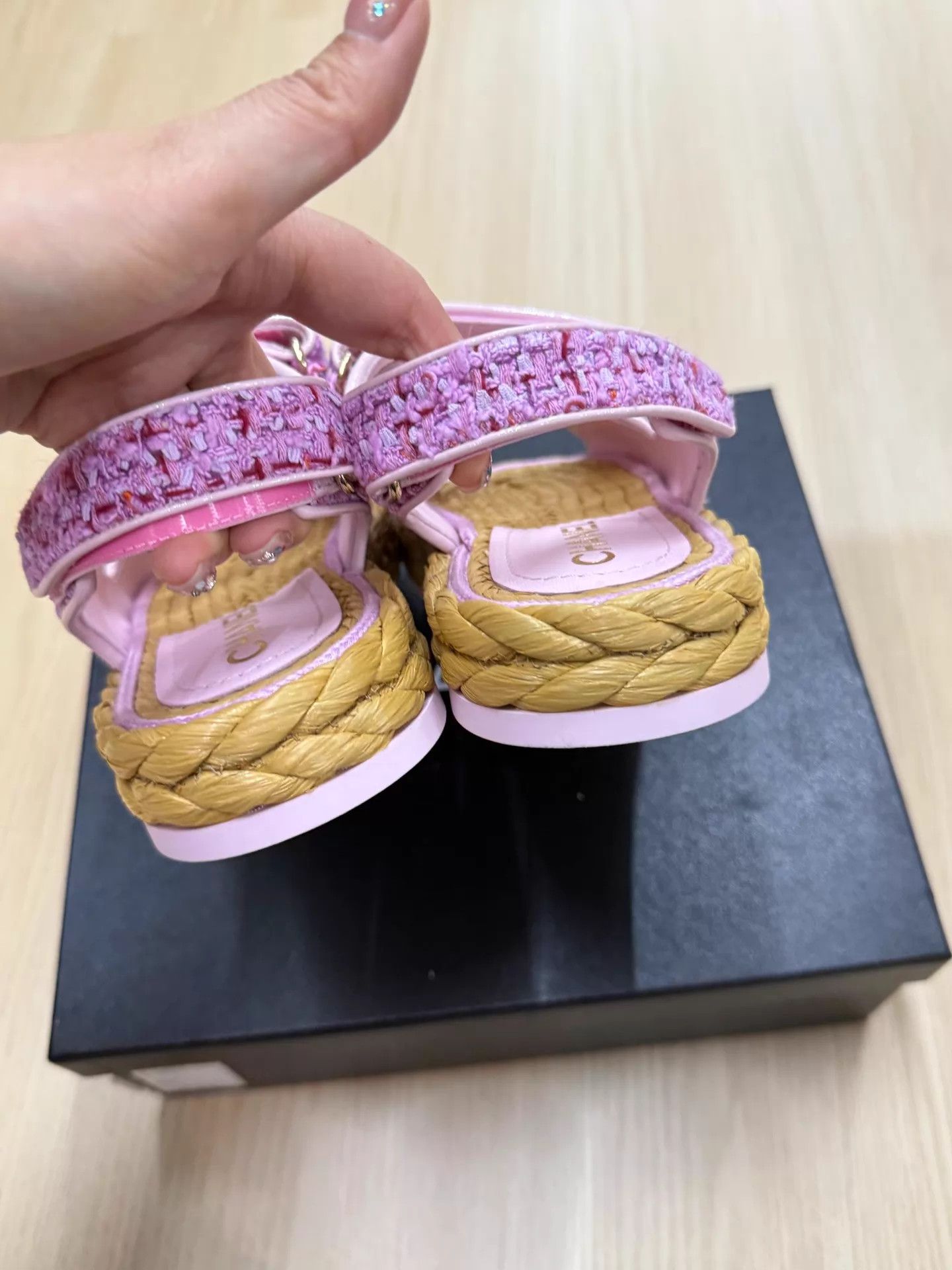 Chanel Chanel Pink Tweed Woven Velcro Sandals 36 Size US 5.5 / IT 35.5 - 3 Thumbnail