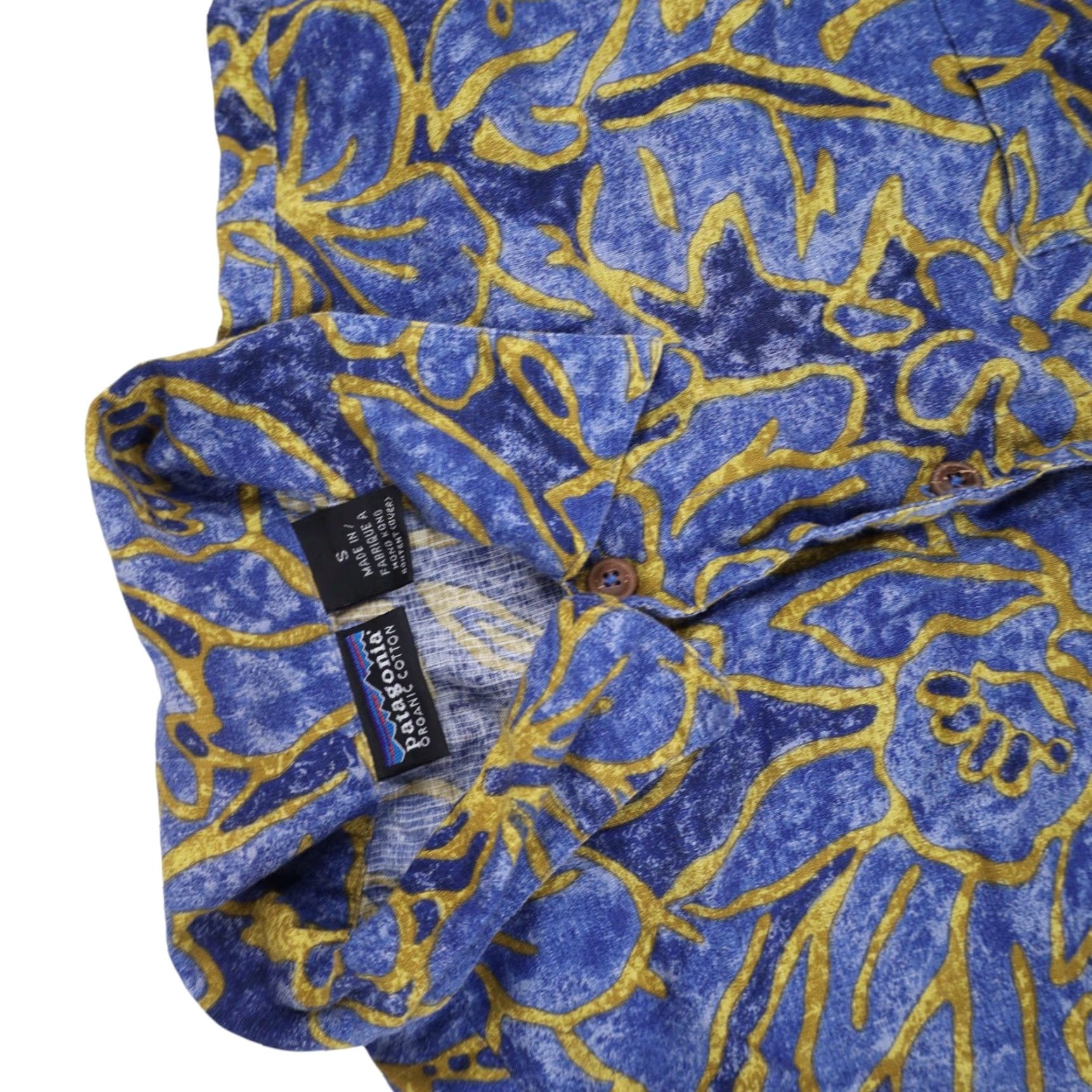 Patagonia VINTAGE Patagonia Organic Cotton Mens Small Floral Hawaiian Shirt Blue Size US S / EU 44-46 / 1 - 5 Thumbnail
