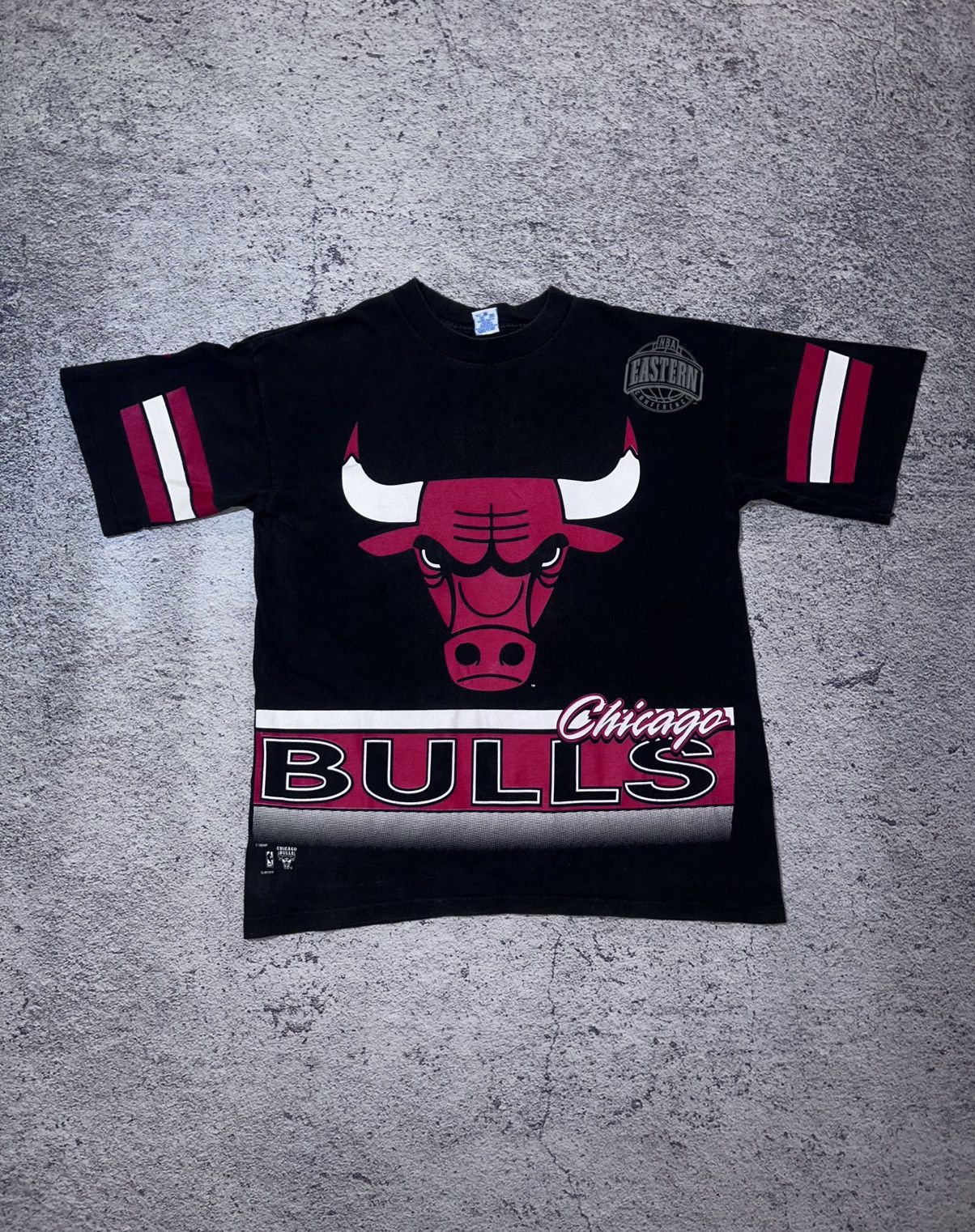 Salem Sportswear Vintage Chicago Bulls Salem Sportswear Chicago Bulls tee Size US L / EU 52-54 / 3 - 1 Thumbnail