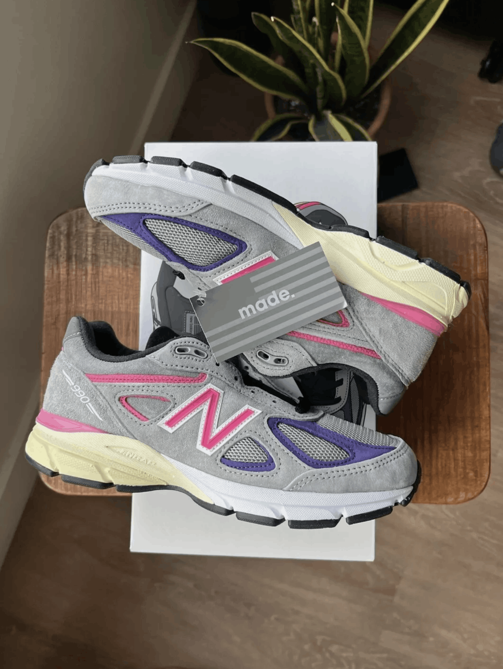 Kith × New Balance Kith x New Balance 990v4 UnitedArrows&Sons M990KT4 M6 / W7.5 Size US 7.5 / IT 37.5 - 5 Thumbnail