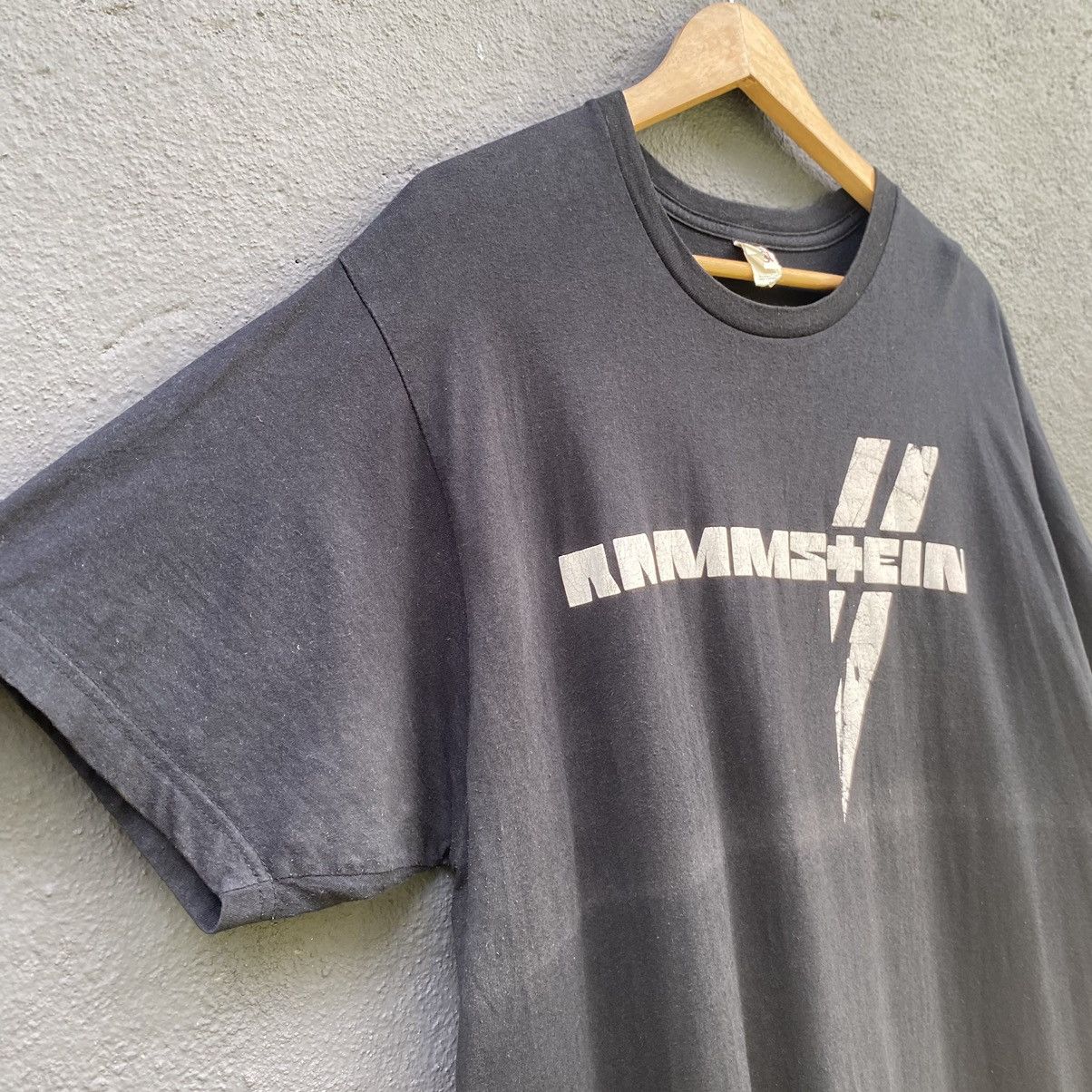 Band Tees Thrashed Faded Rammstein Metal Band ERD GRUNGE VINTAGE TEE Size US XL / EU 56 / 4 - 5 Thumbnail