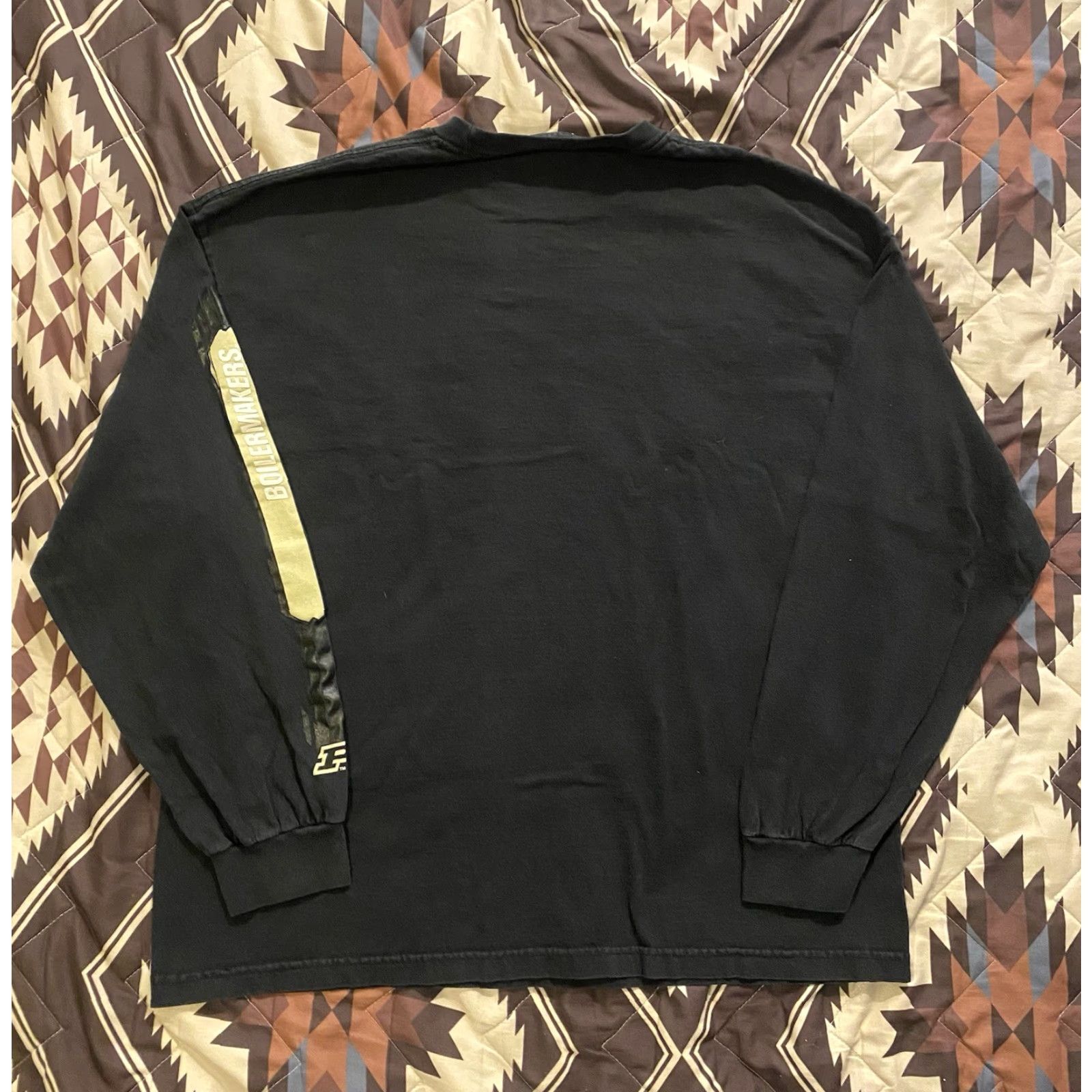 Nike VINTAGE Nike Purdue Boilermakers Long Sleeve T-Shirt Center Swoosh Black Mens XL 90s Sports University Graphic Print Cotton Crew Neck Size US XL / EU 56 / 4 - 2 Thumbnail